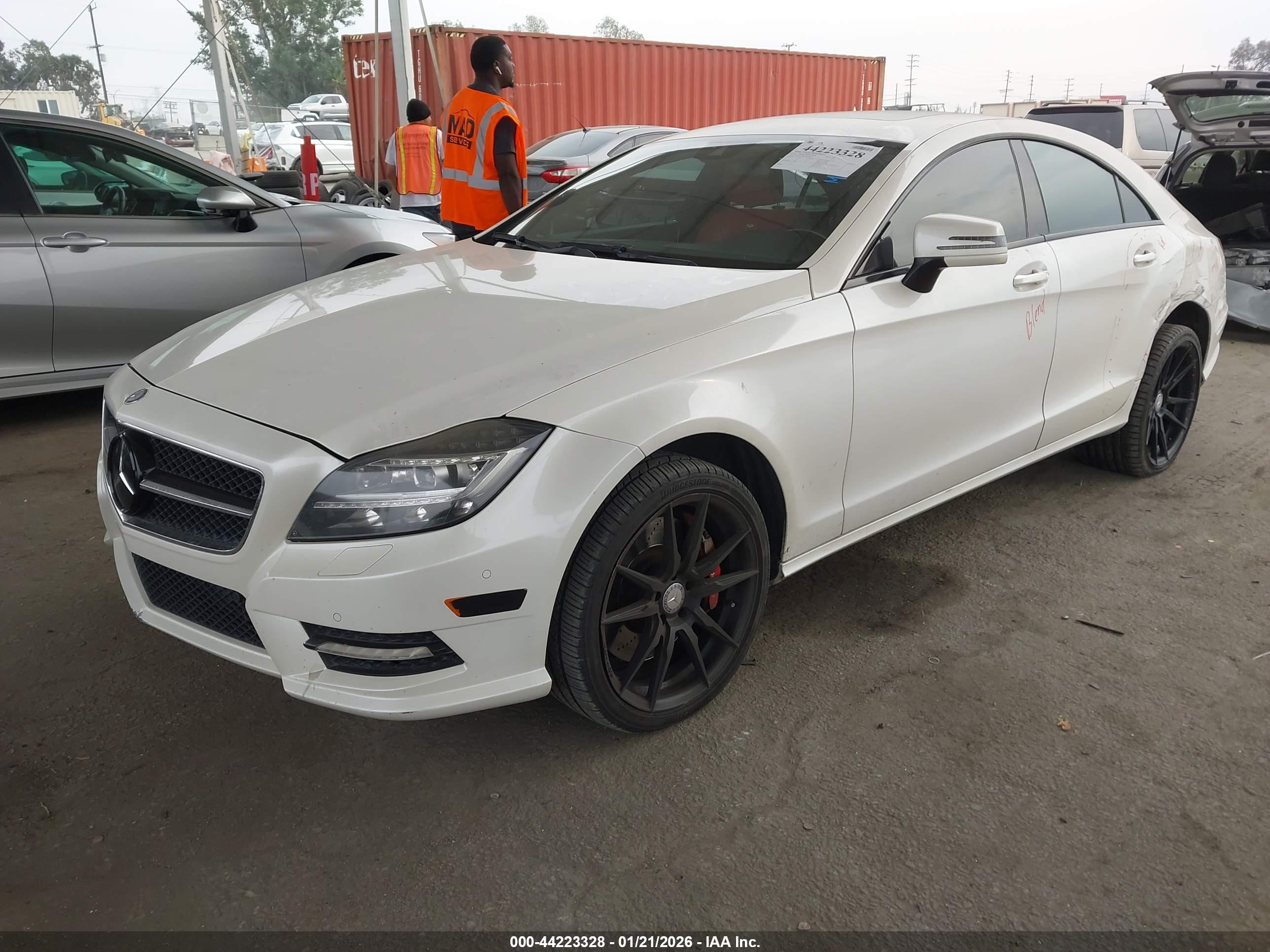 MERCEDES-BENZ CLS image 2