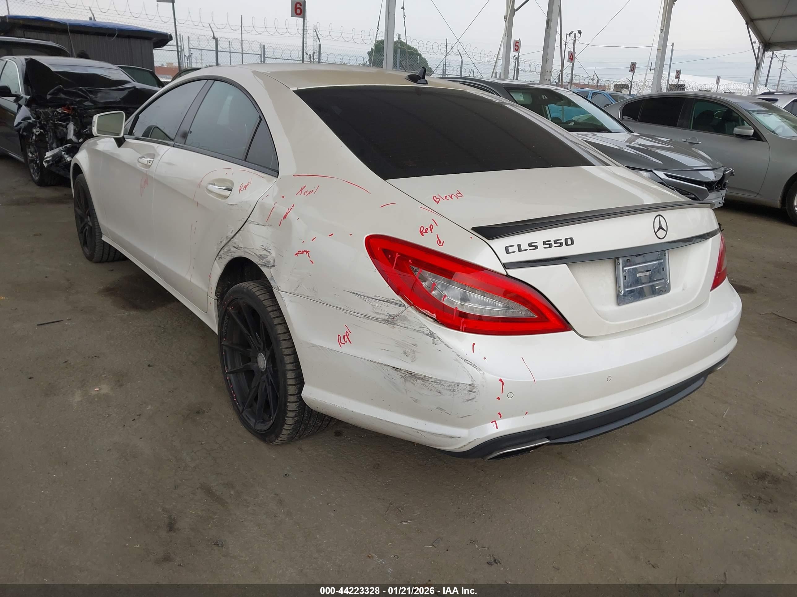 MERCEDES-BENZ CLS image 3