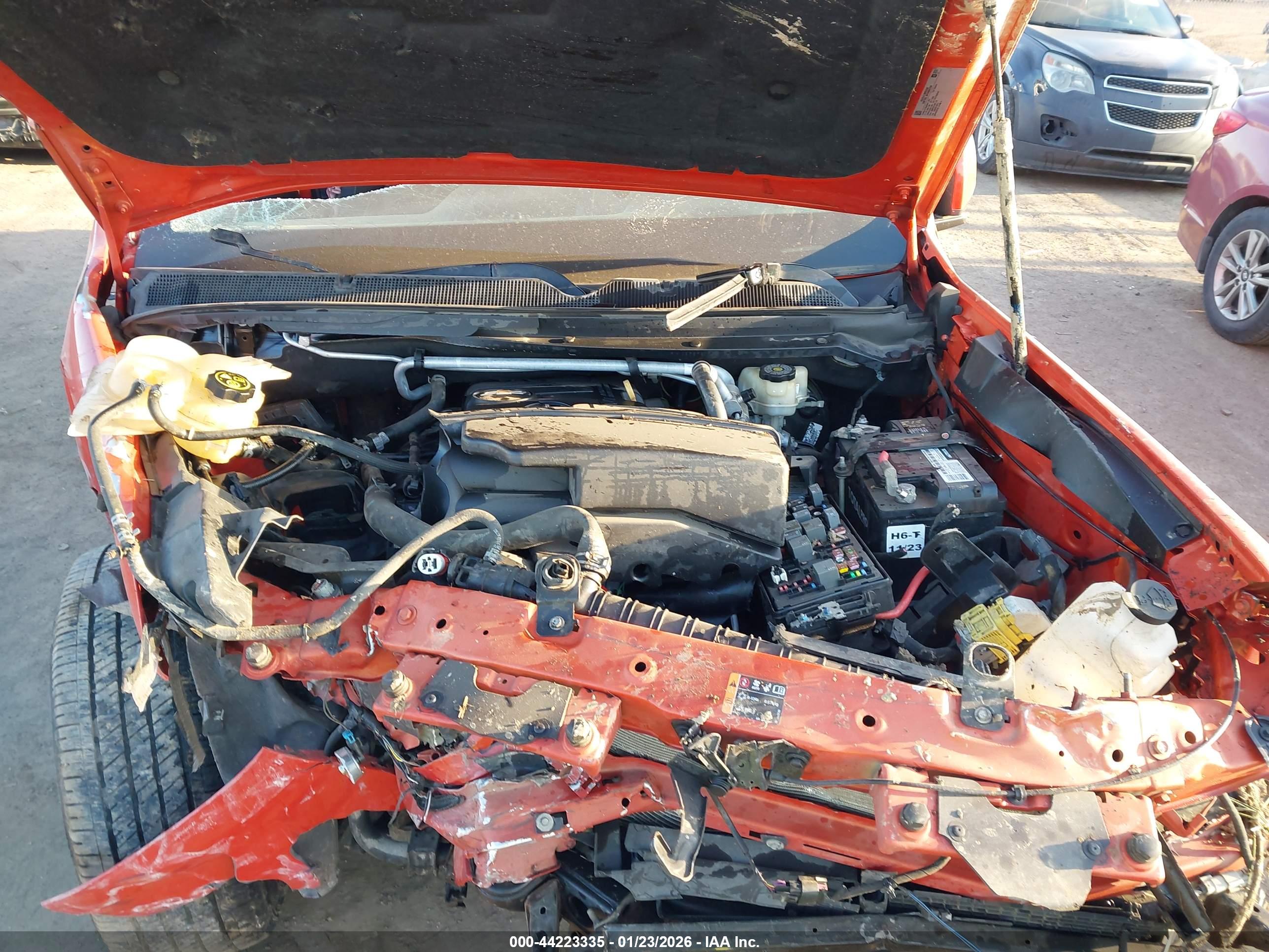 CHEVROLET COLORADO image 10