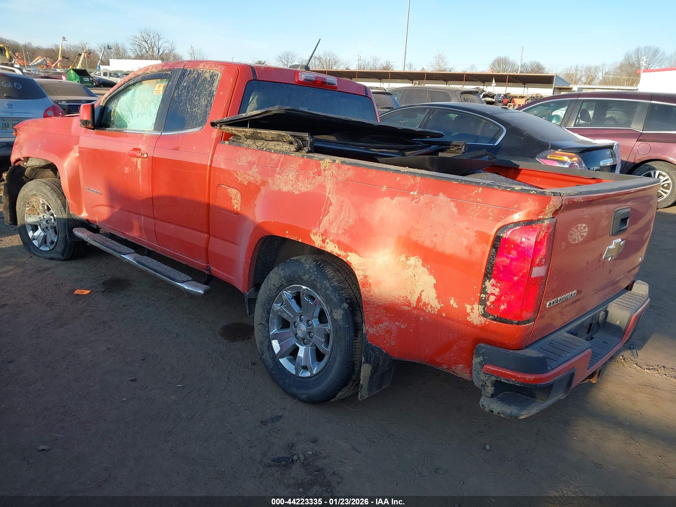CHEVROLET COLORADO image 3