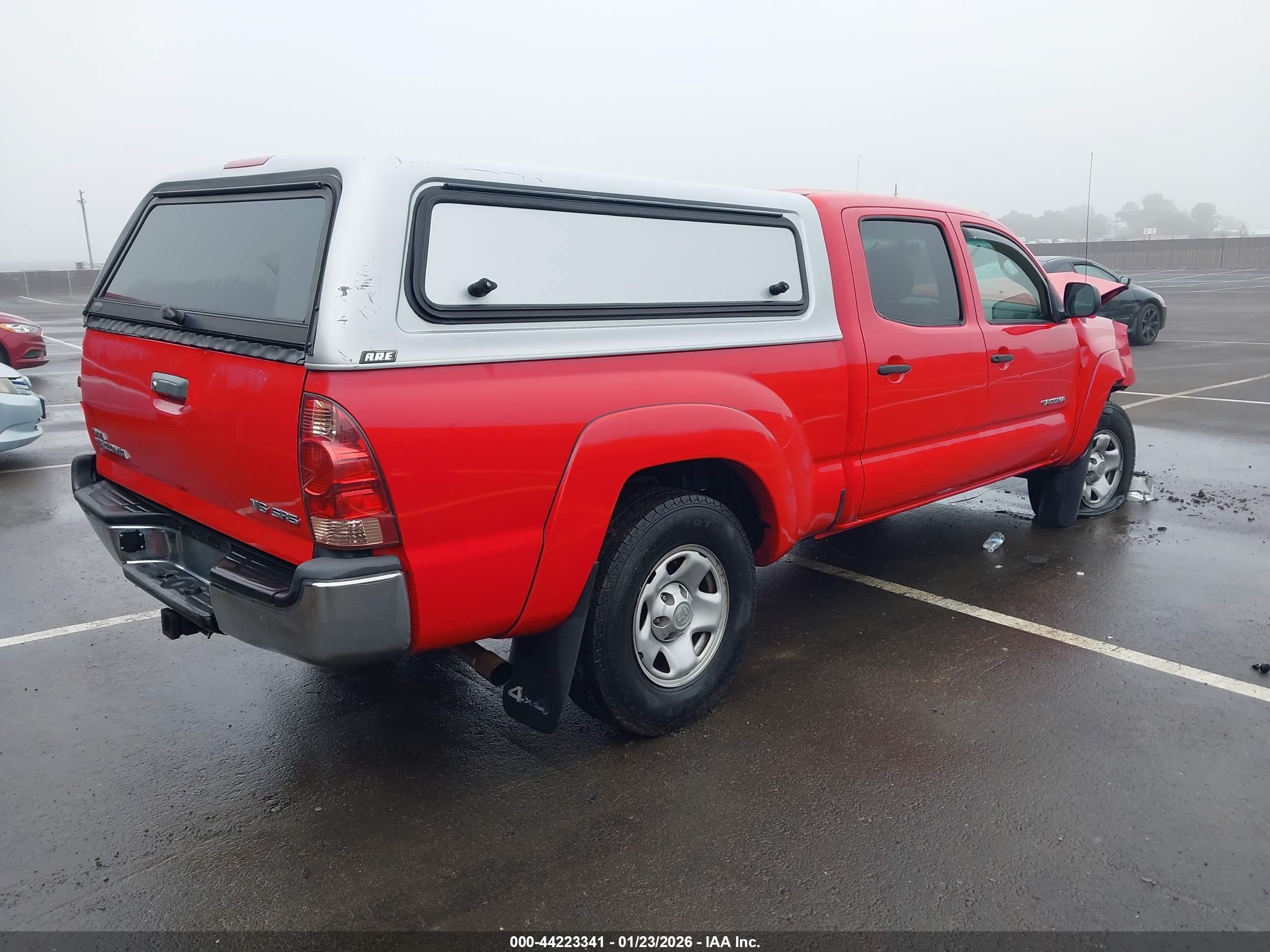 TOYOTA TACOMA image 4