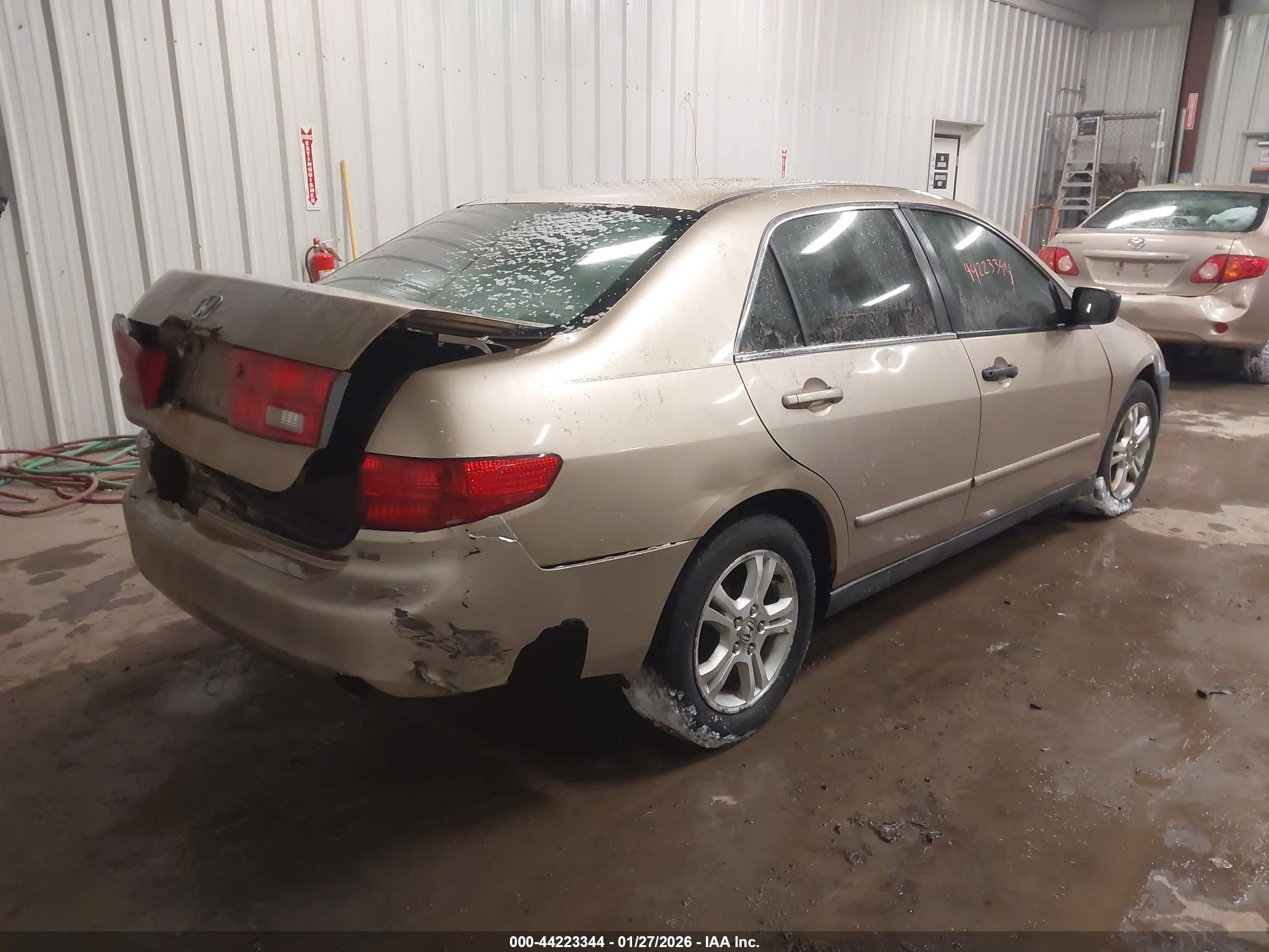 HONDA ACCORD image 4