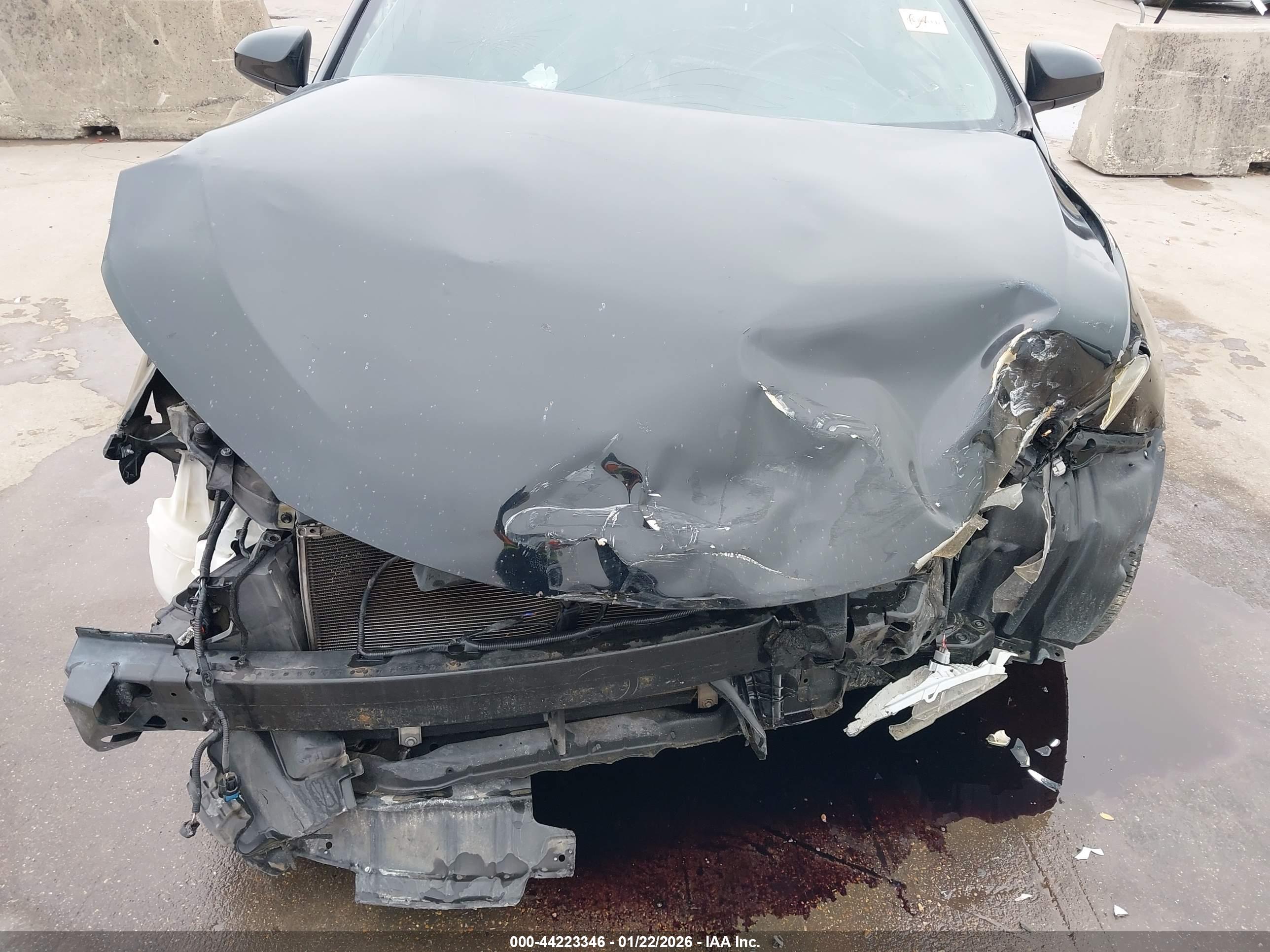 TOYOTA CAMRY image 6