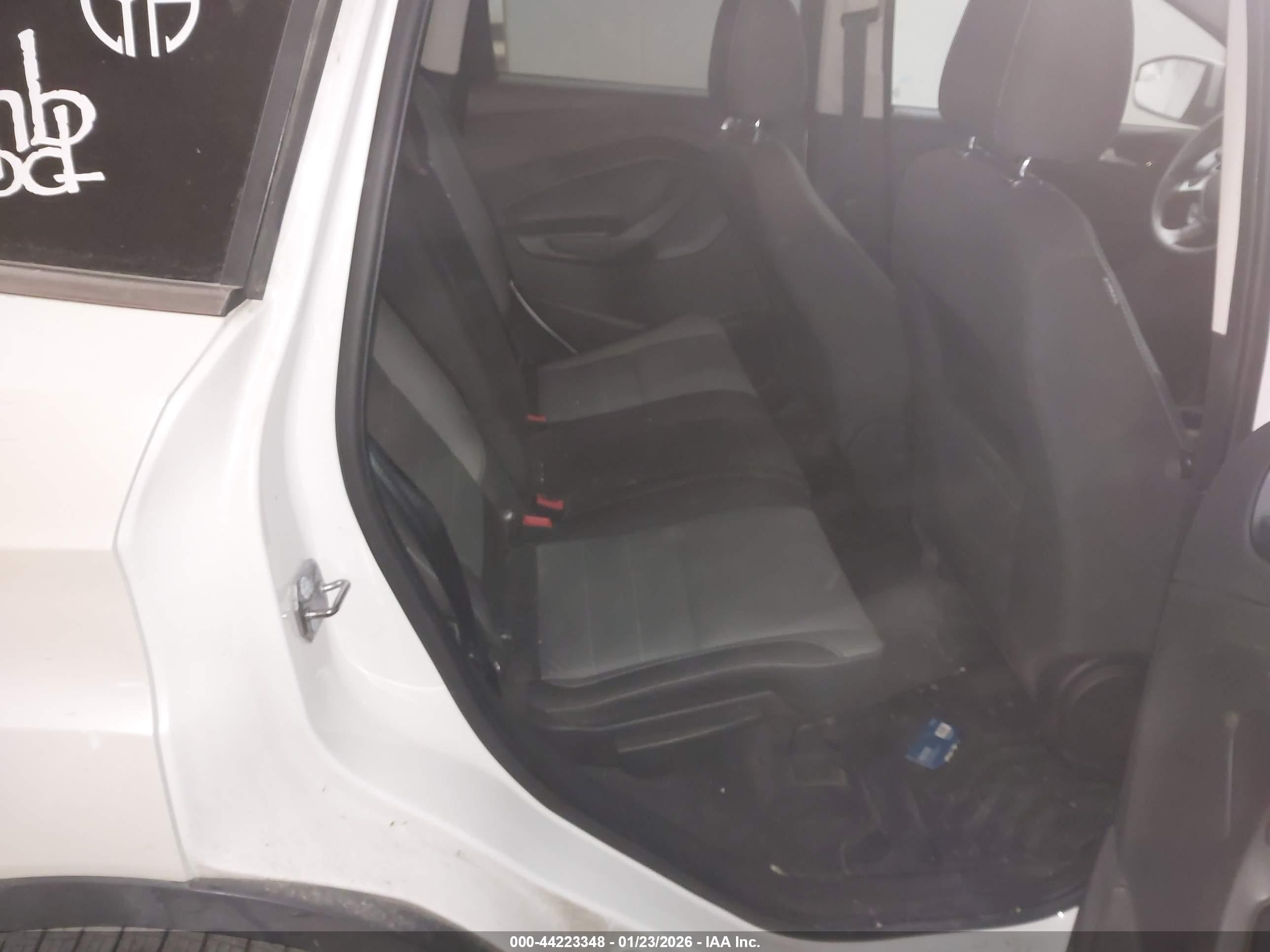 FORD ESCAPE image 8
