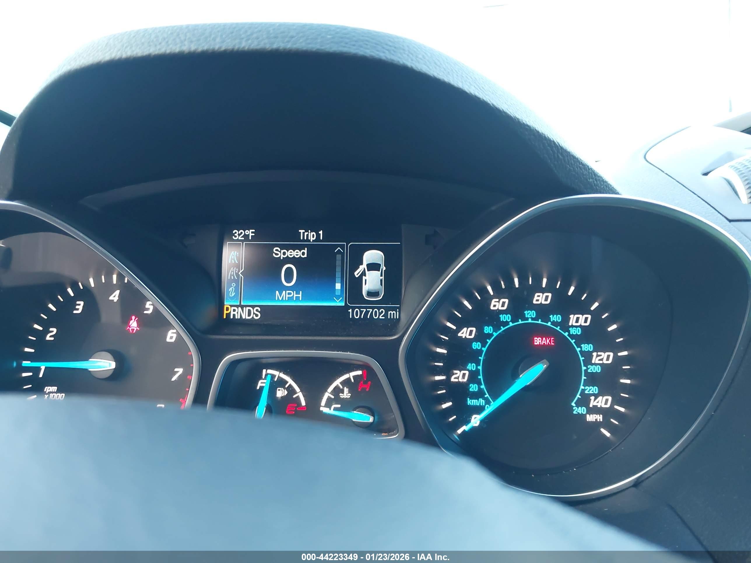 FORD ESCAPE image 7
