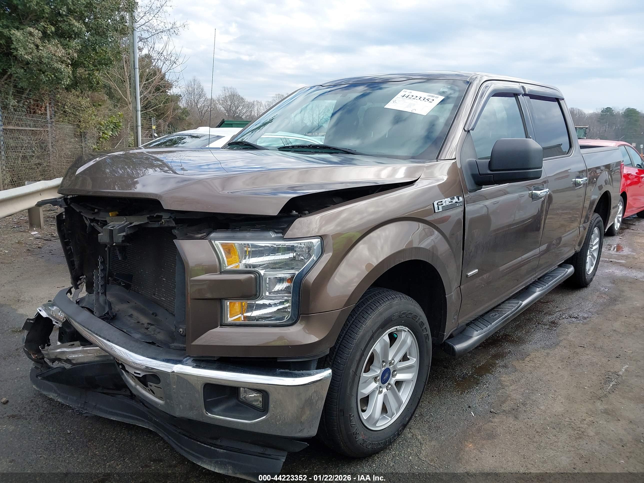 FORD F-150 image 2