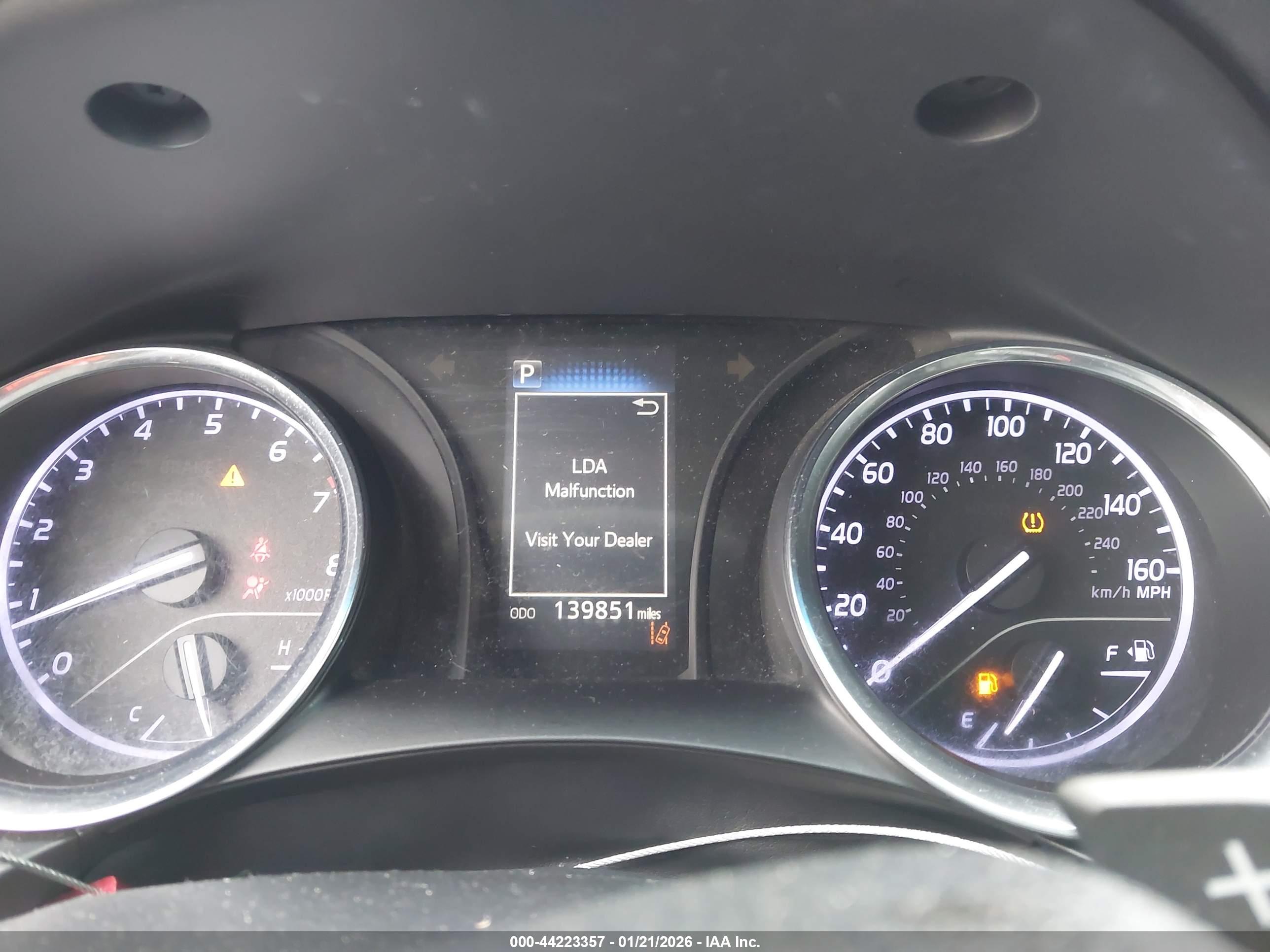 TOYOTA CAMRY image 7