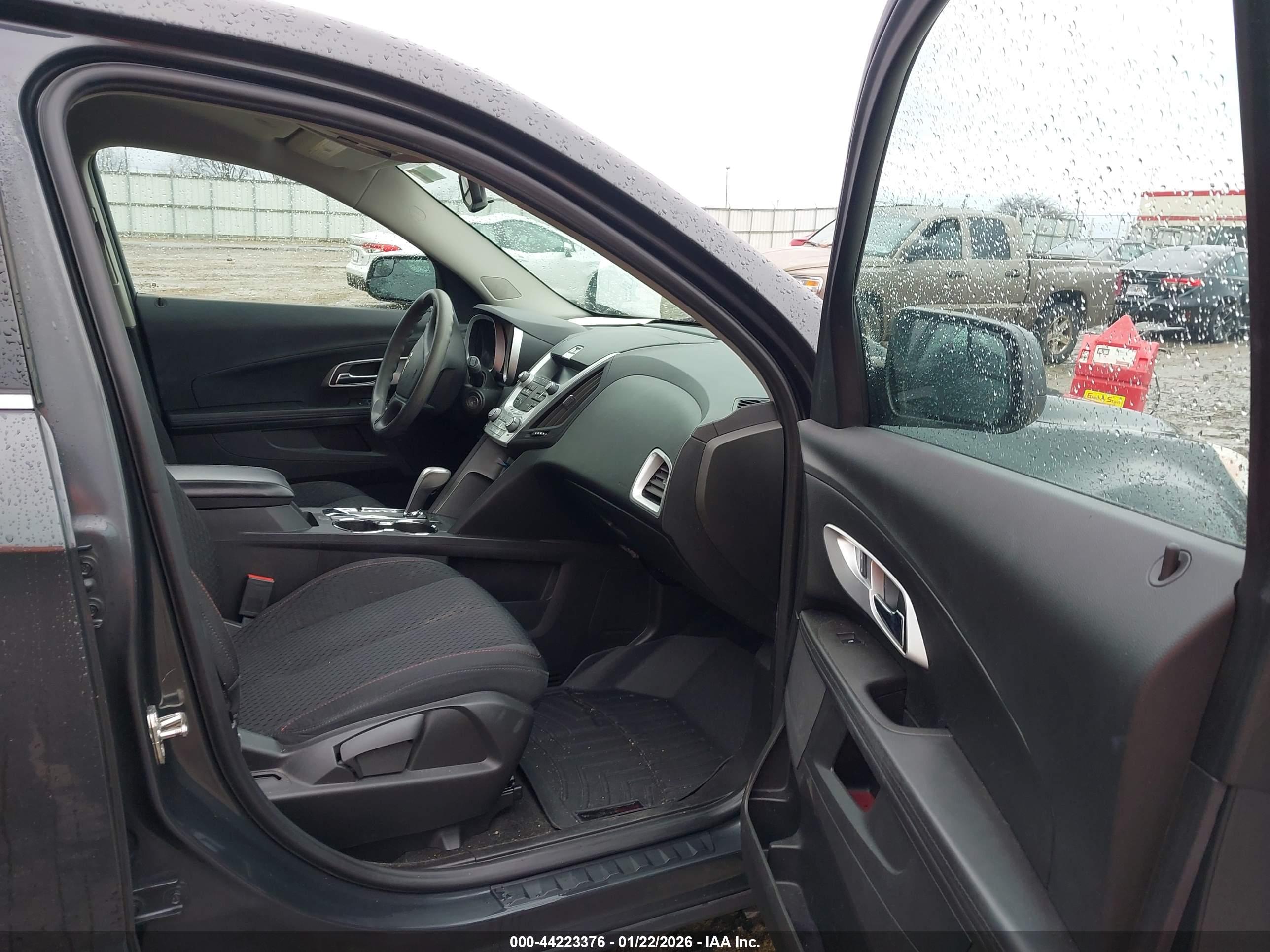 CHEVROLET EQUINOX image 5