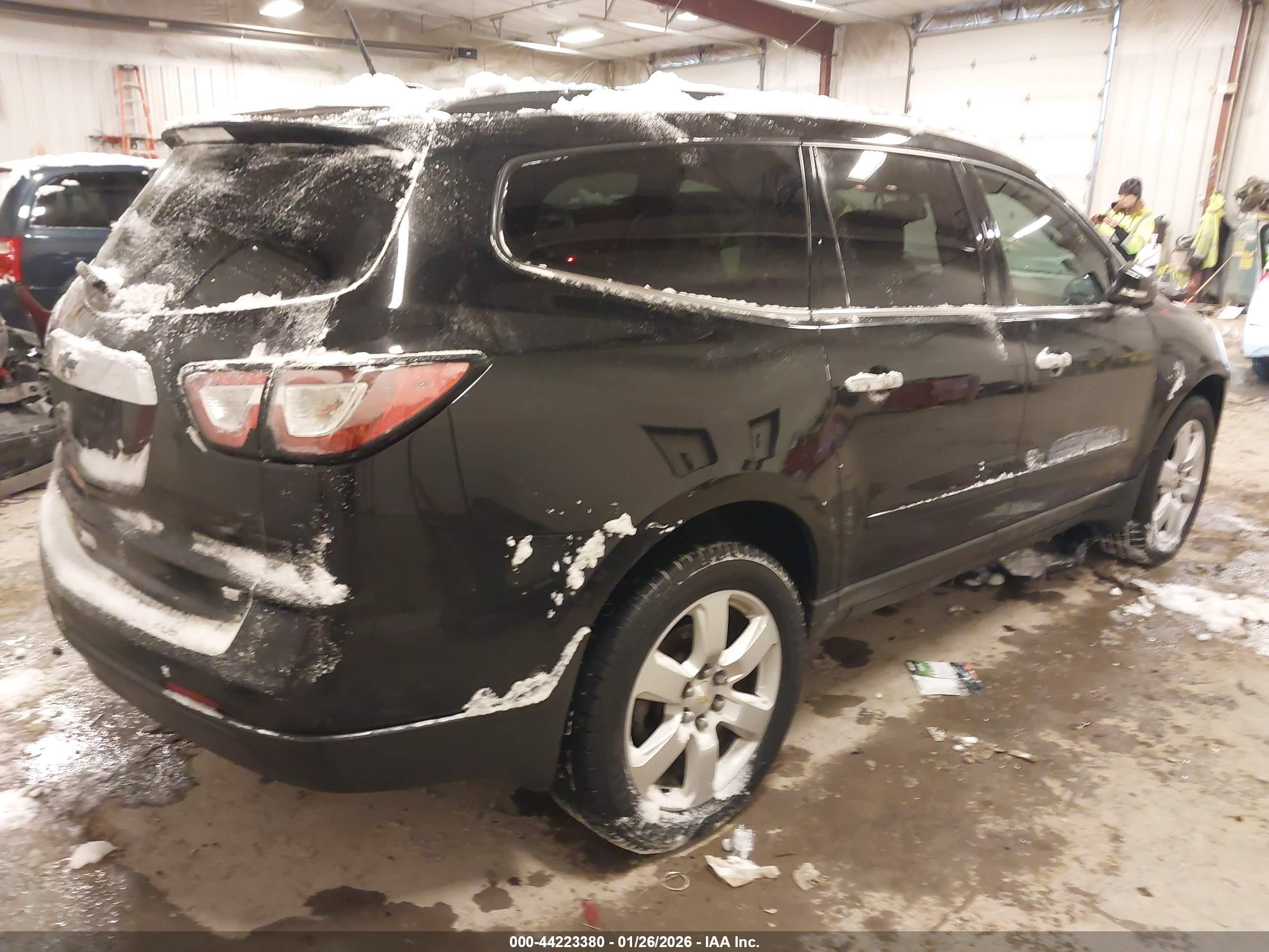 CHEVROLET TRAVERSE image 4