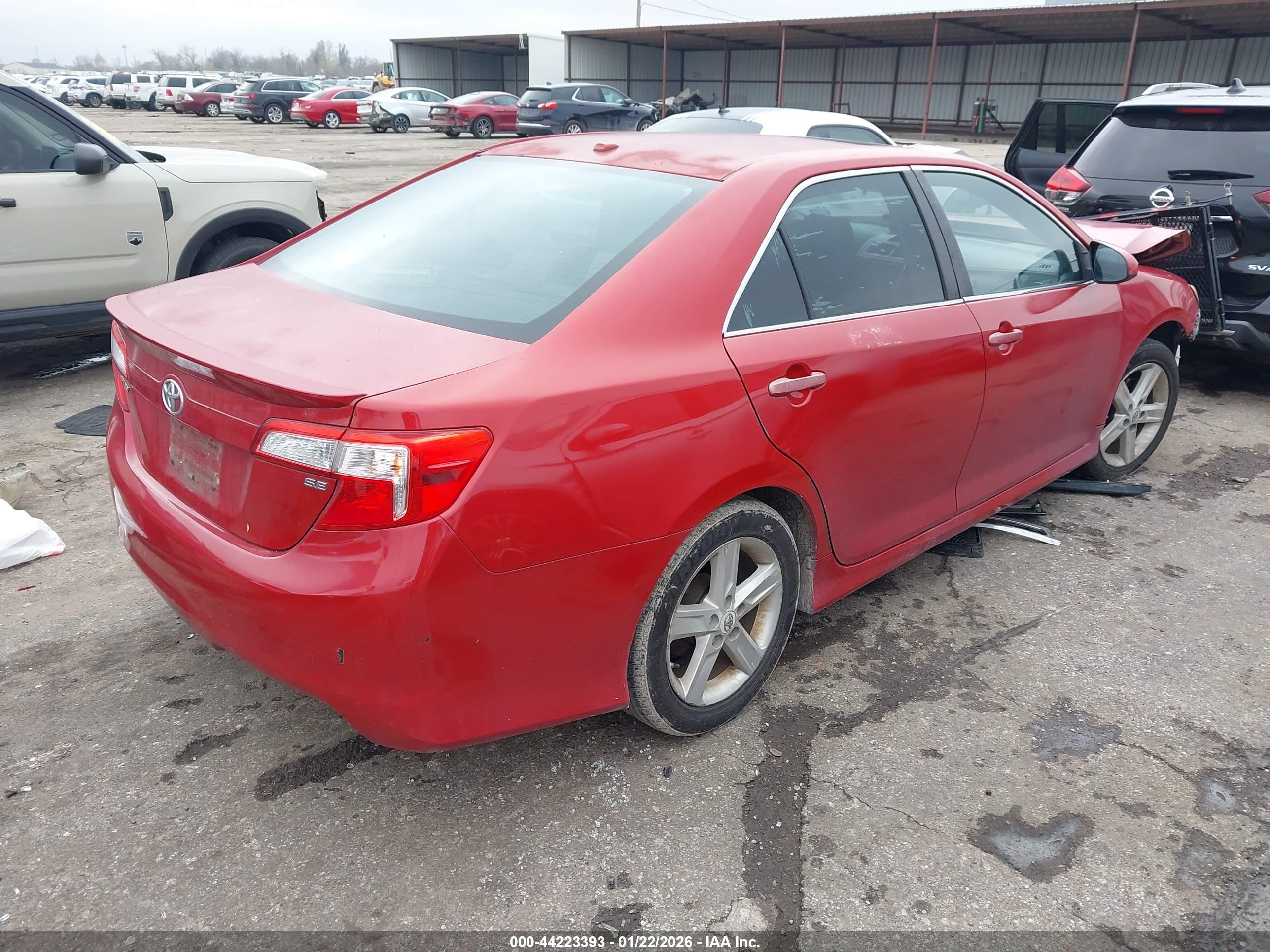 TOYOTA CAMRY image 4