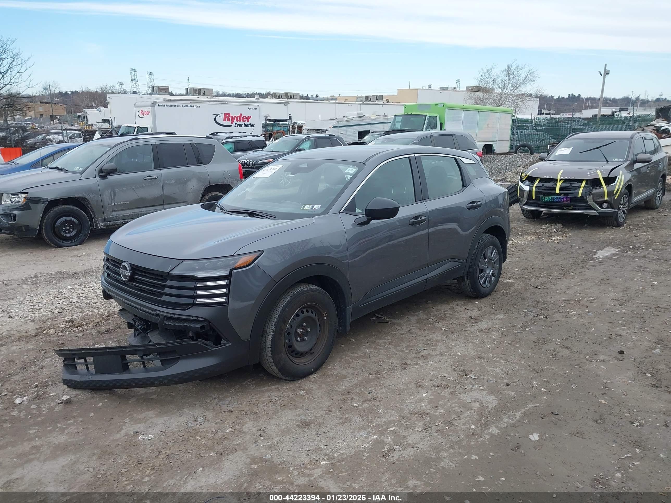NISSAN KICKS image 2