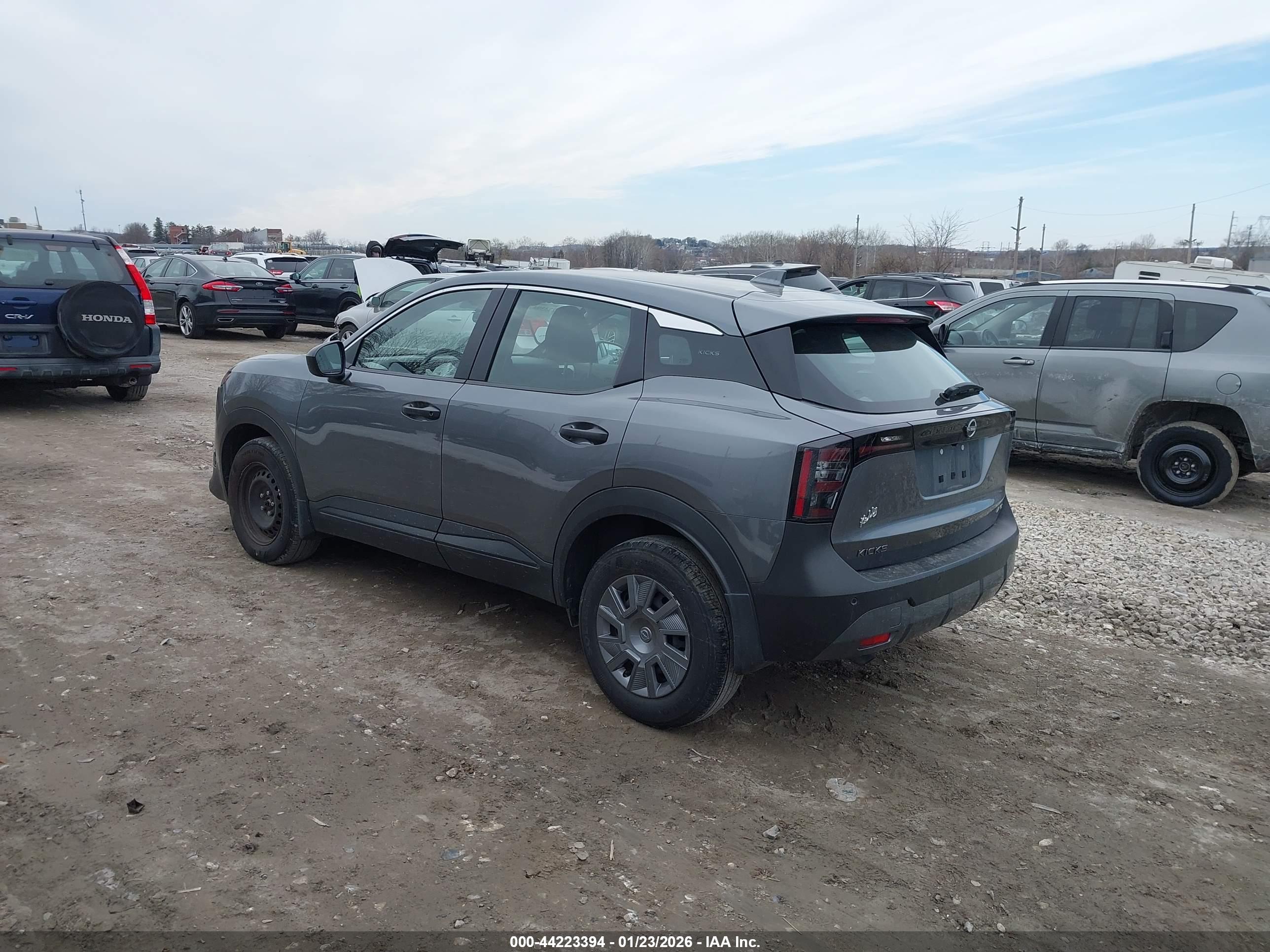 NISSAN KICKS image 3