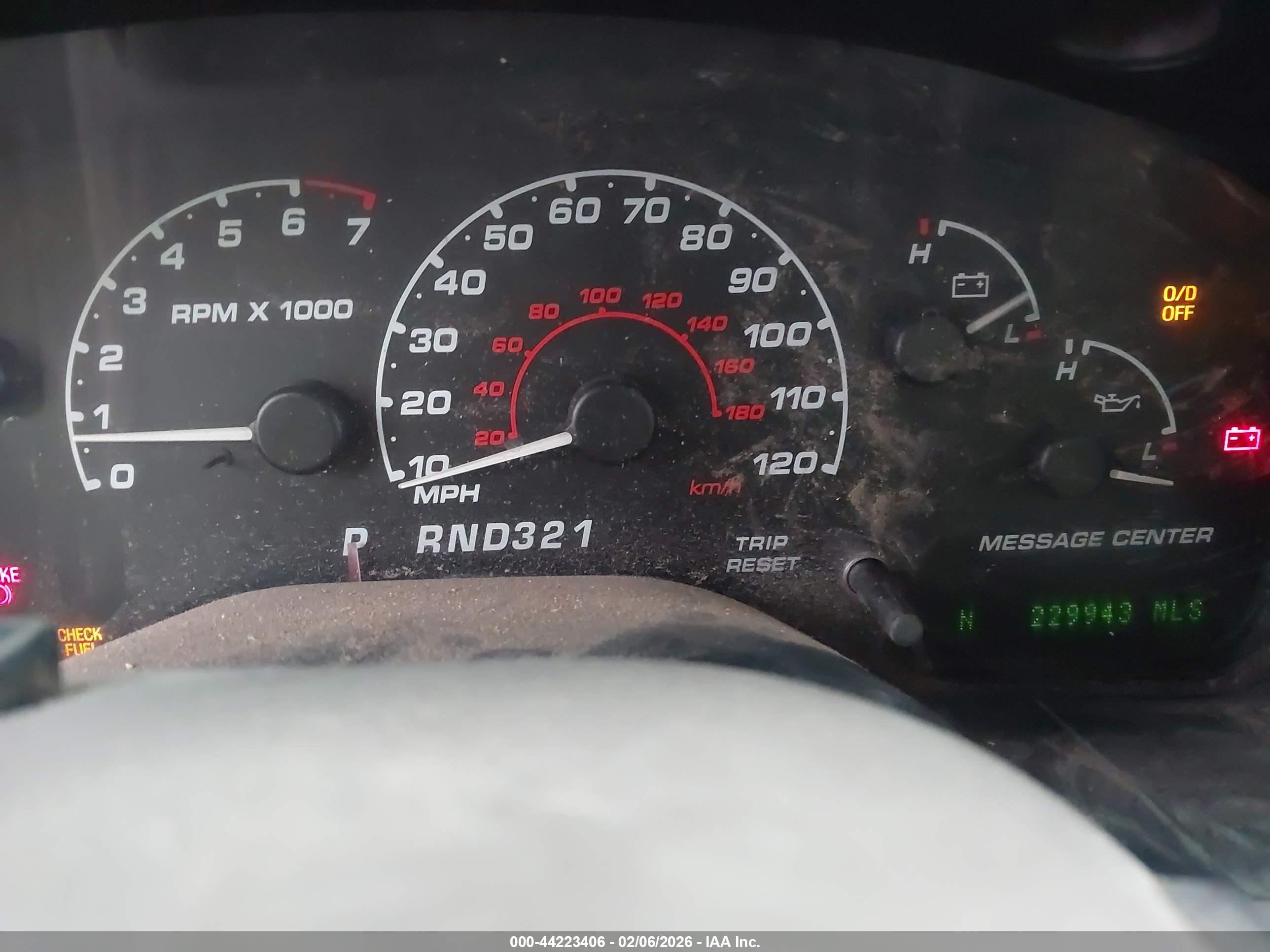FORD EXPLORER image 7