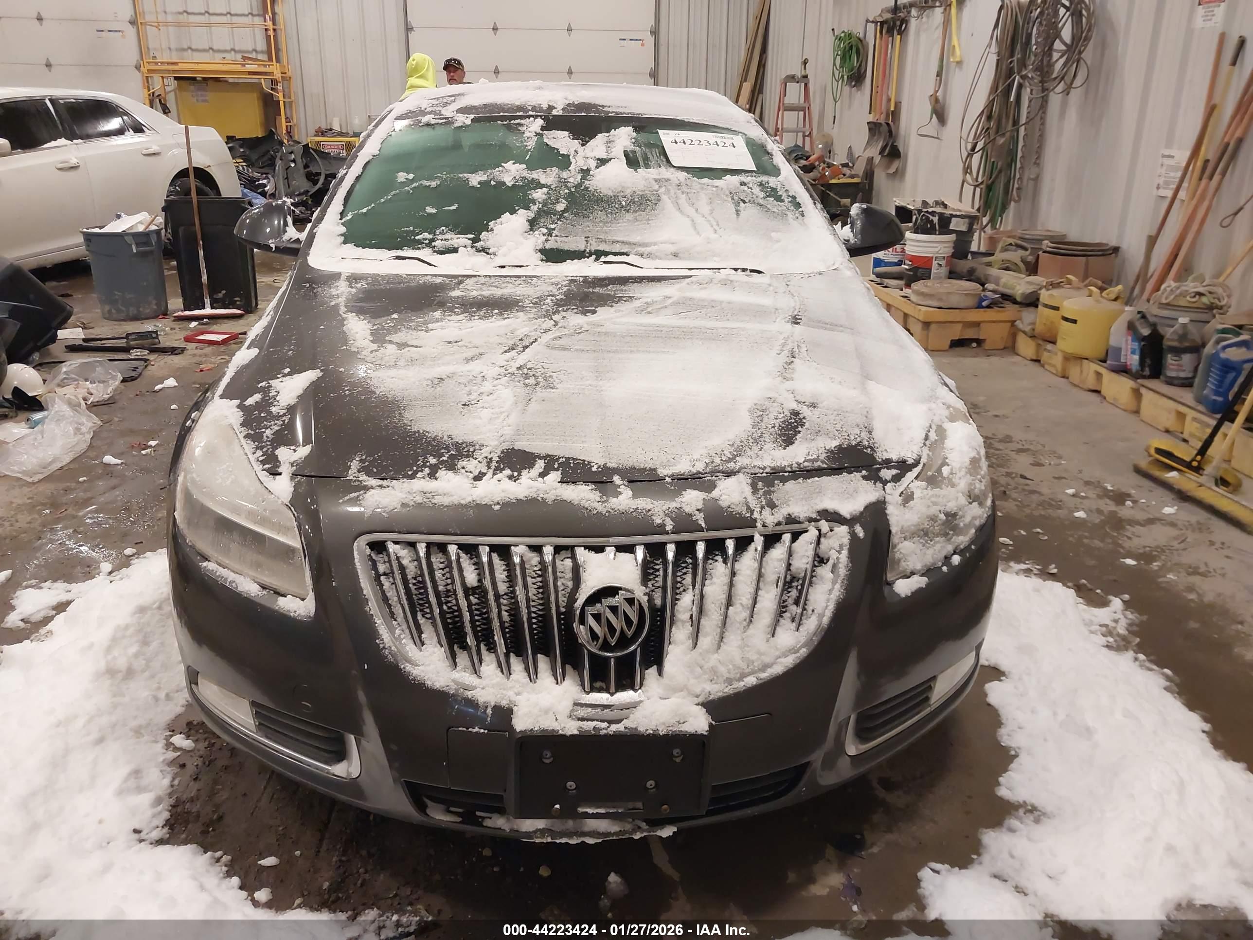 BUICK REGAL image 6