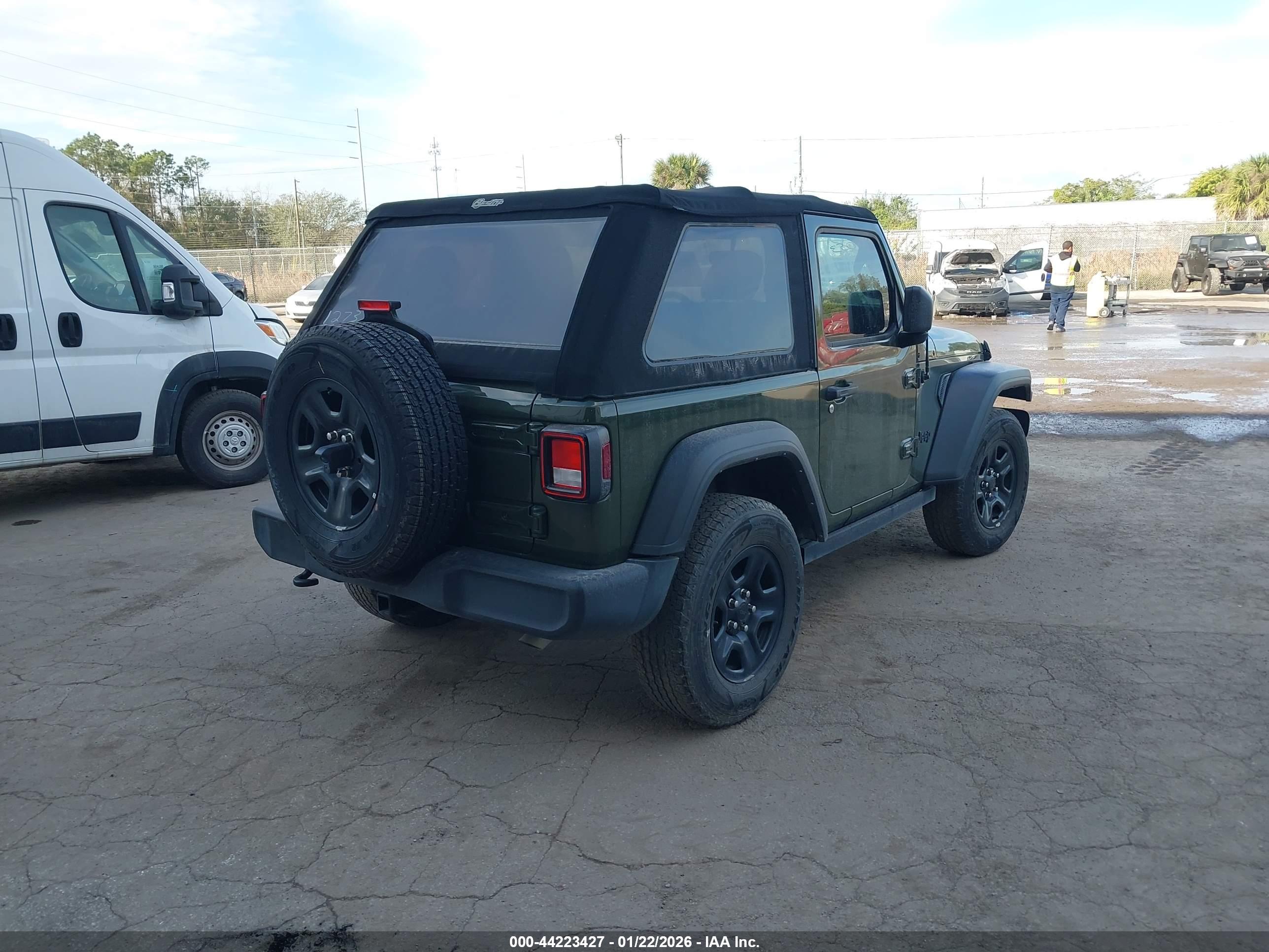 JEEP WRANGLER image 4