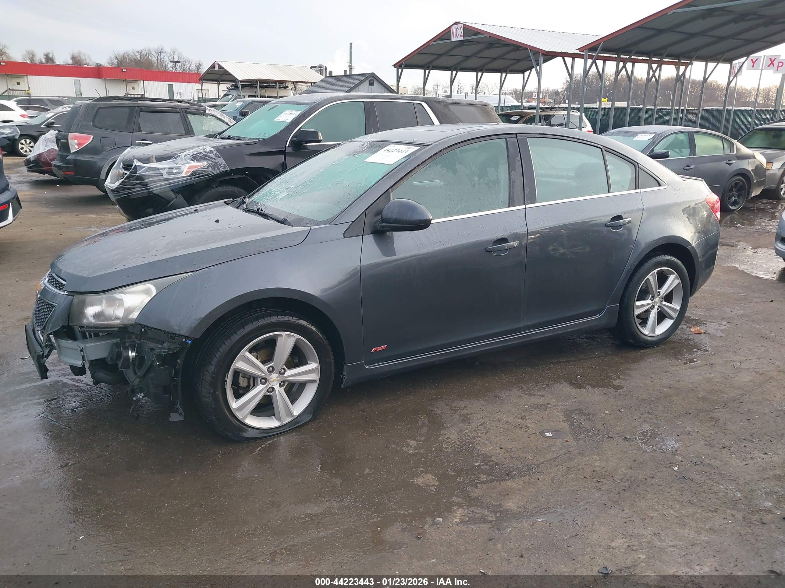 CHEVROLET CRUZE image 2
