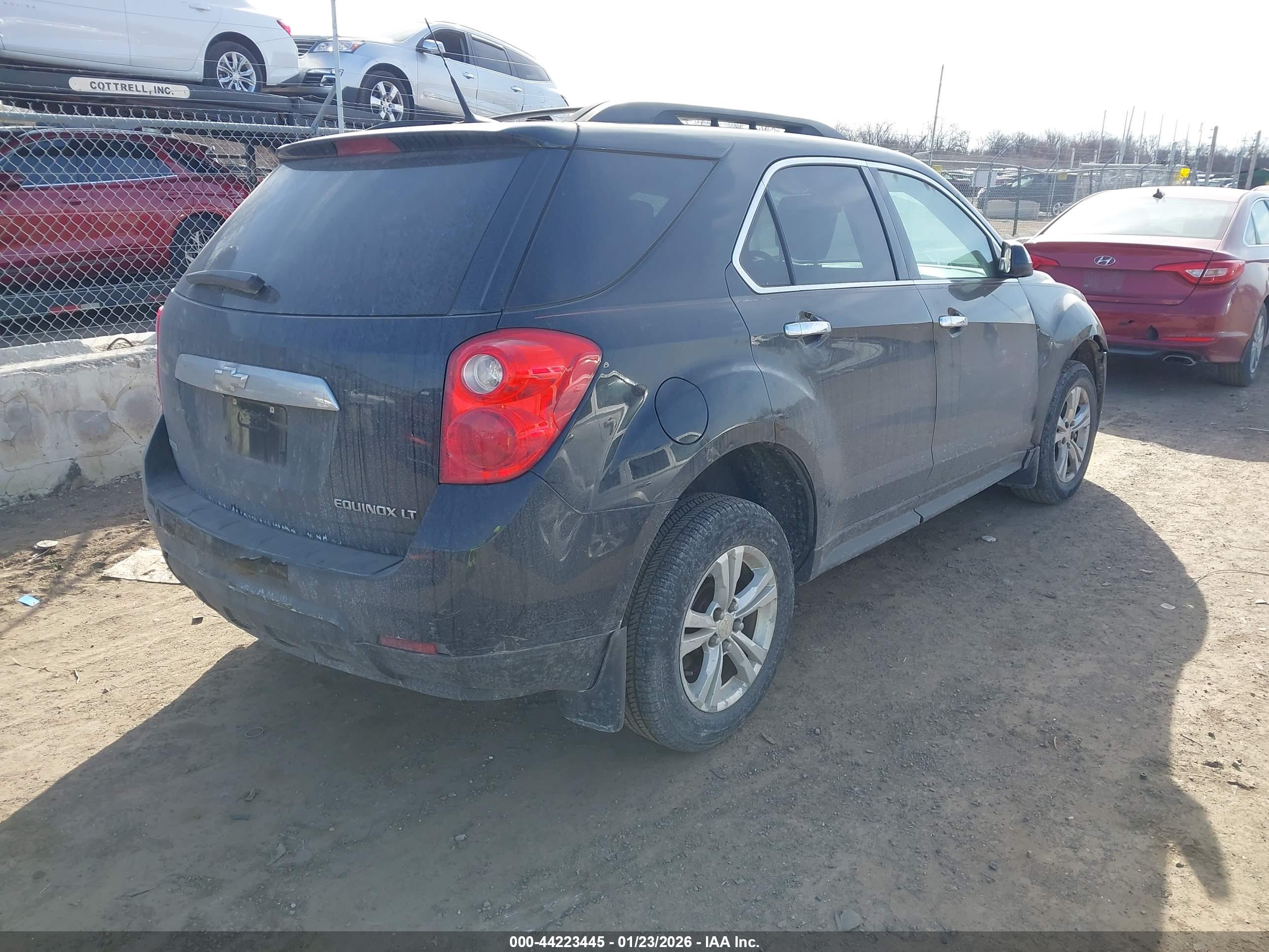 CHEVROLET EQUINOX image 4