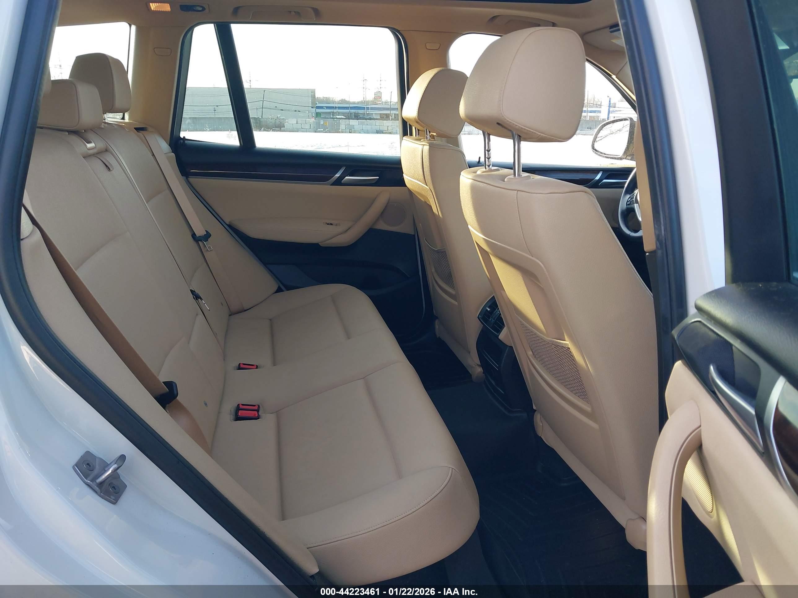 BMW X3 image 8