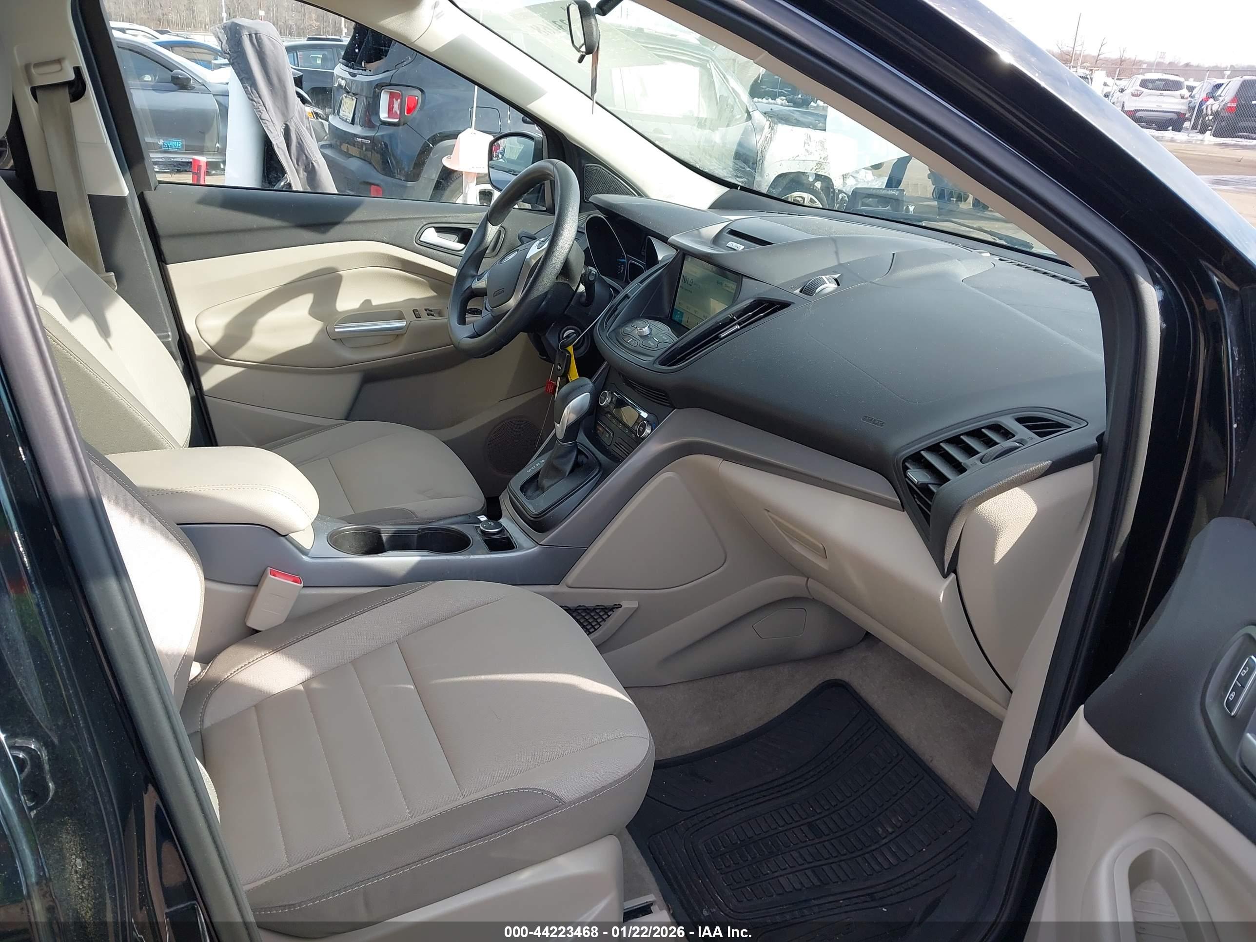 FORD ESCAPE image 5