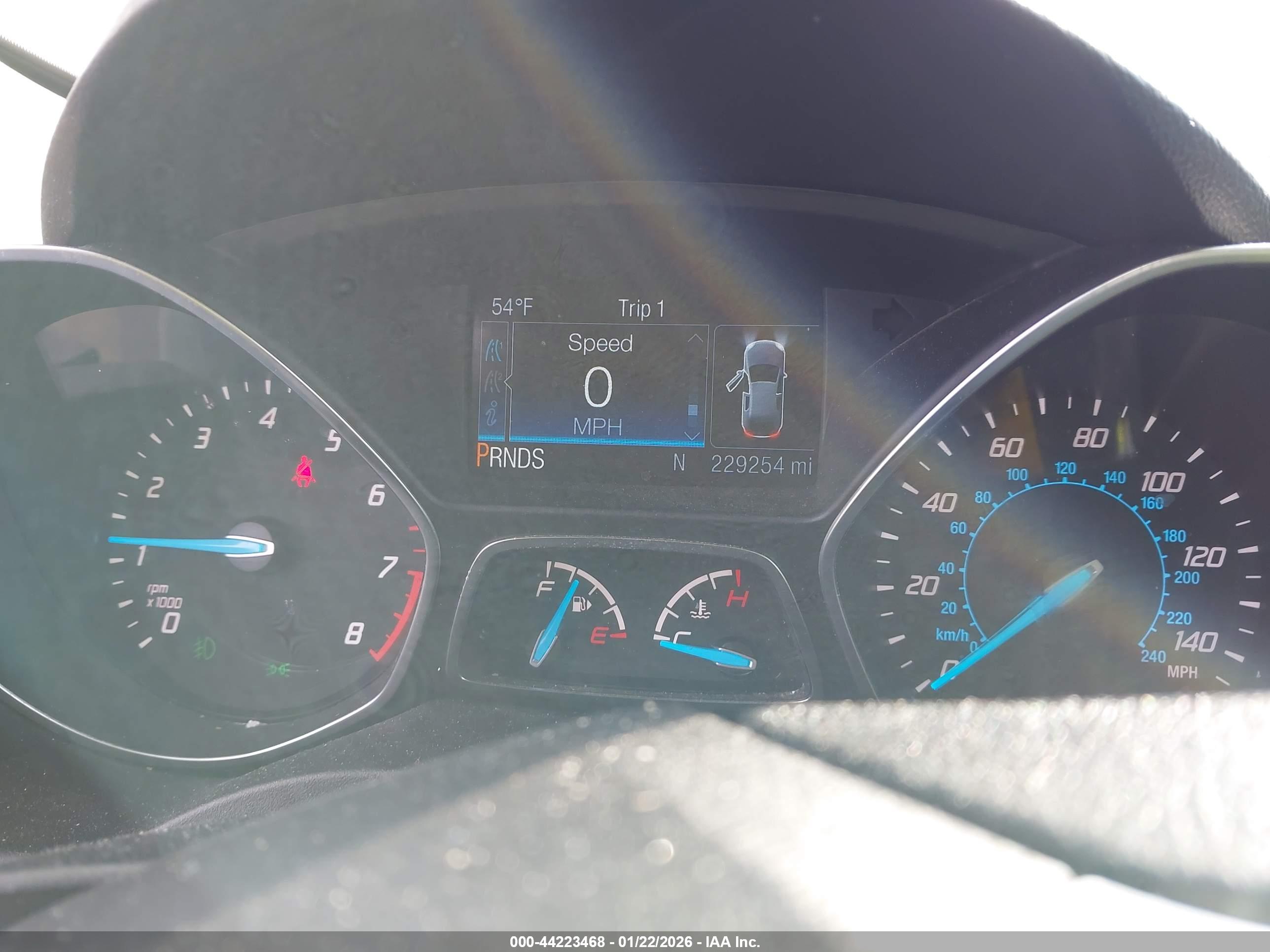 FORD ESCAPE image 7