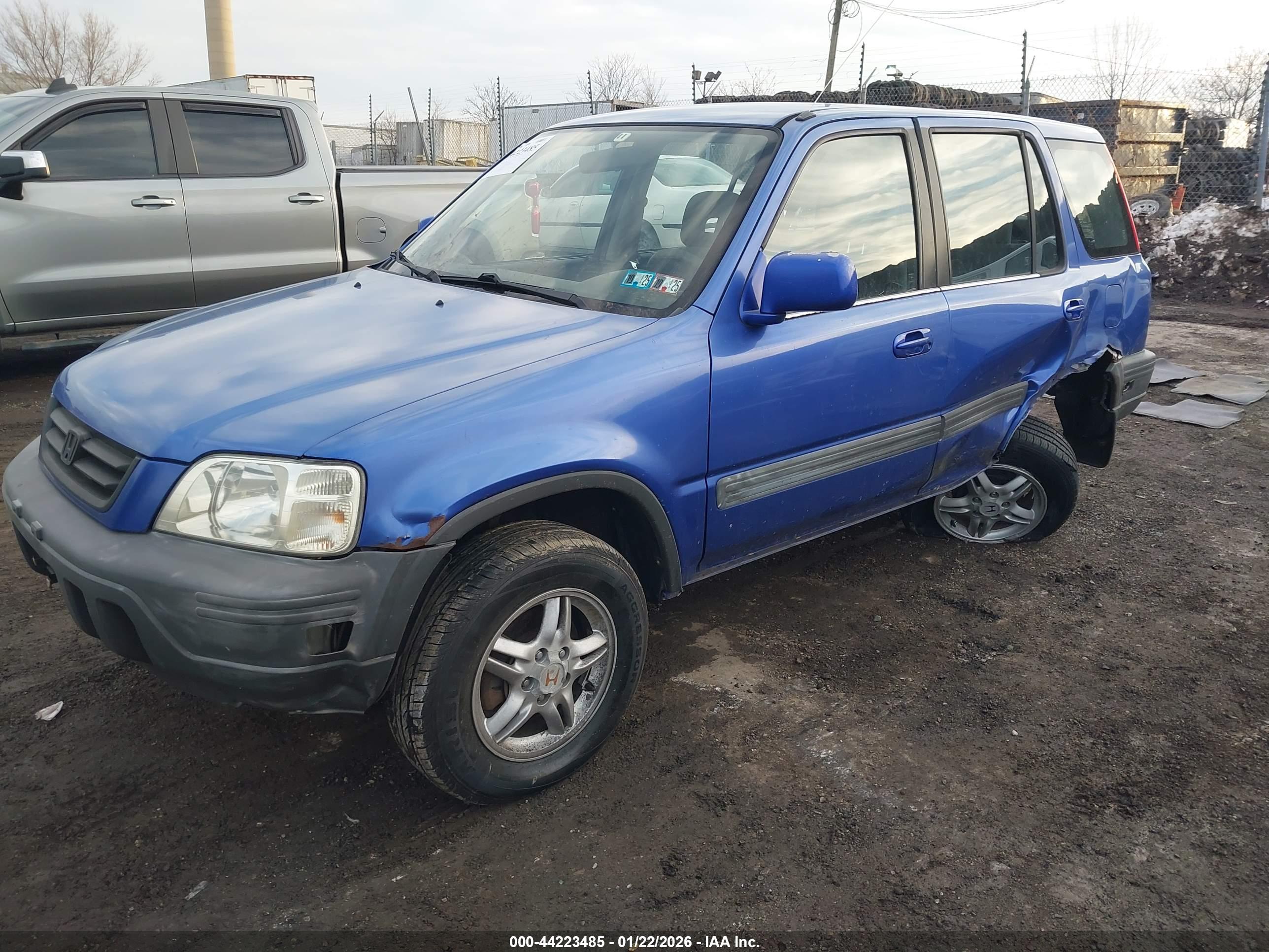 HONDA CR-V image 2