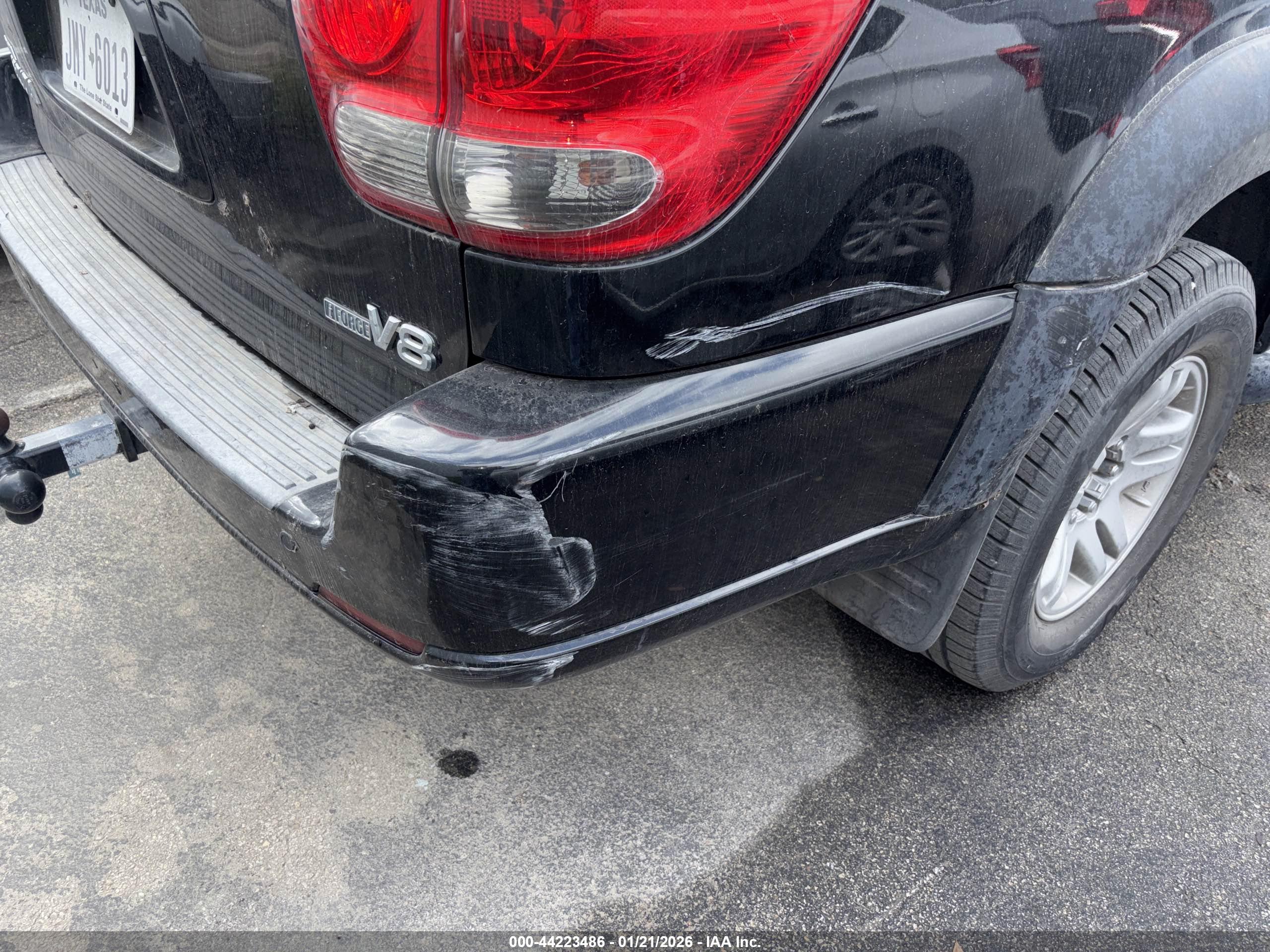 TOYOTA SEQUOIA image 6