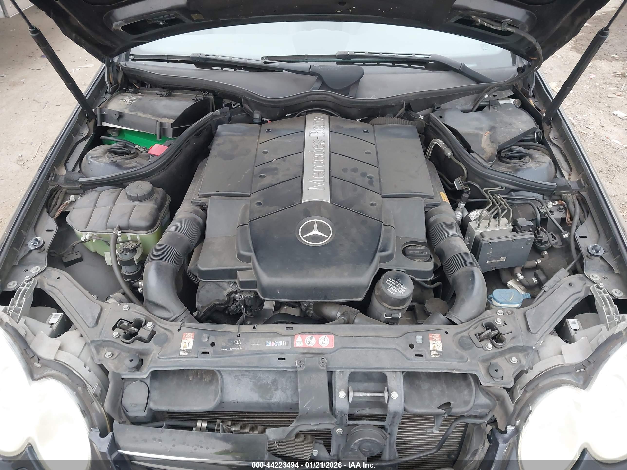 MERCEDES-BENZ CLK image 10