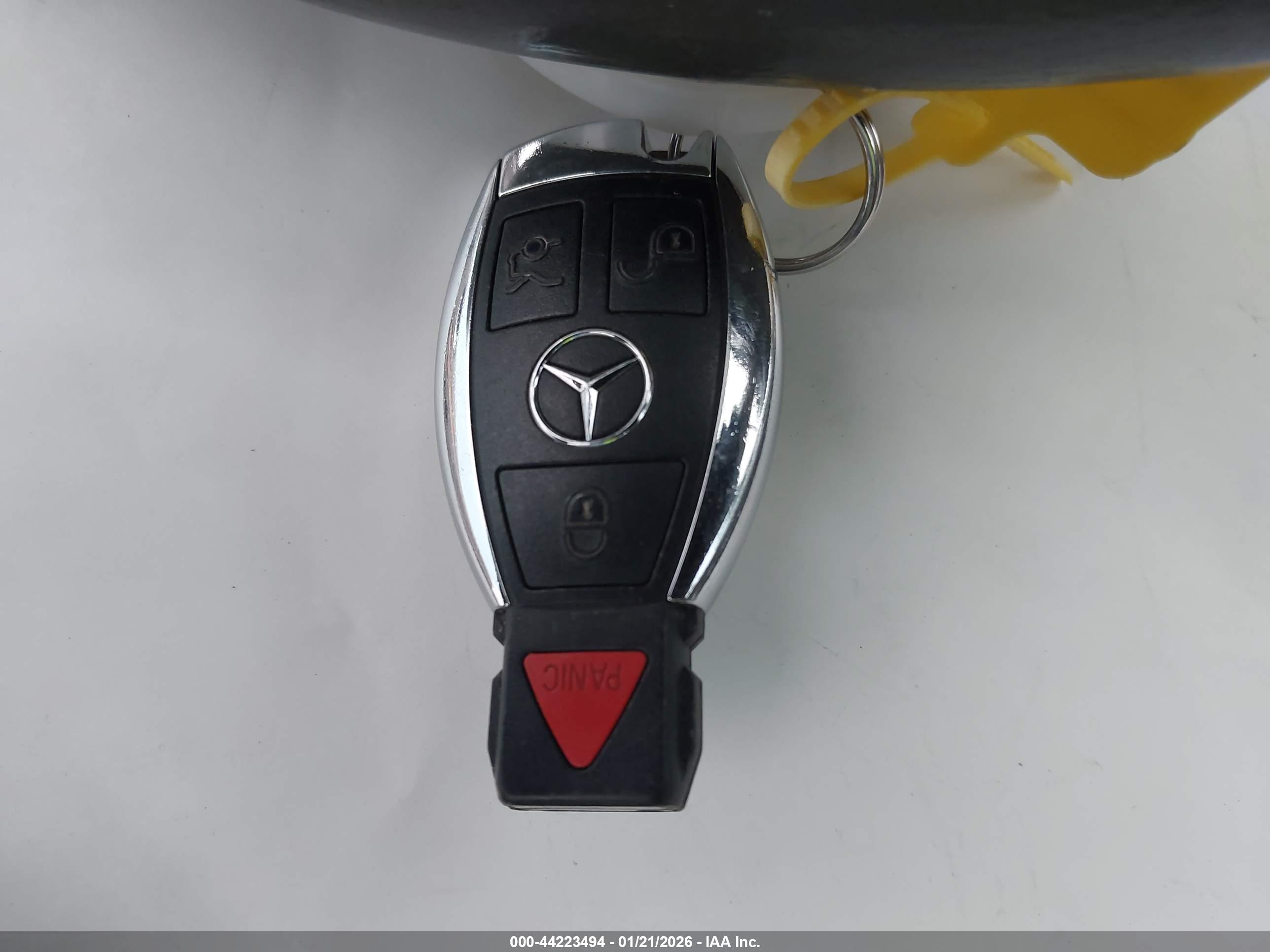 MERCEDES-BENZ CLK image 11