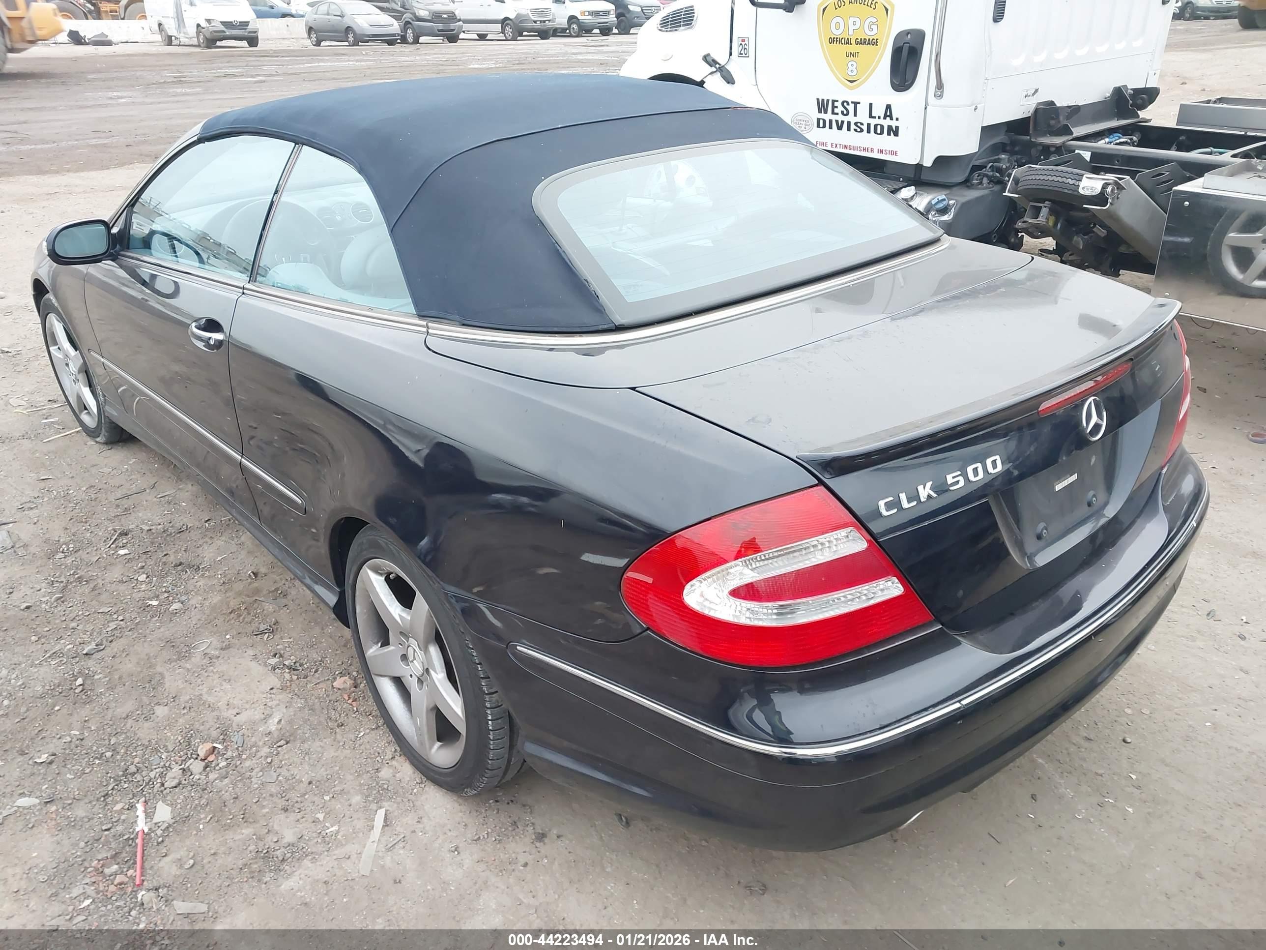 MERCEDES-BENZ CLK image 3
