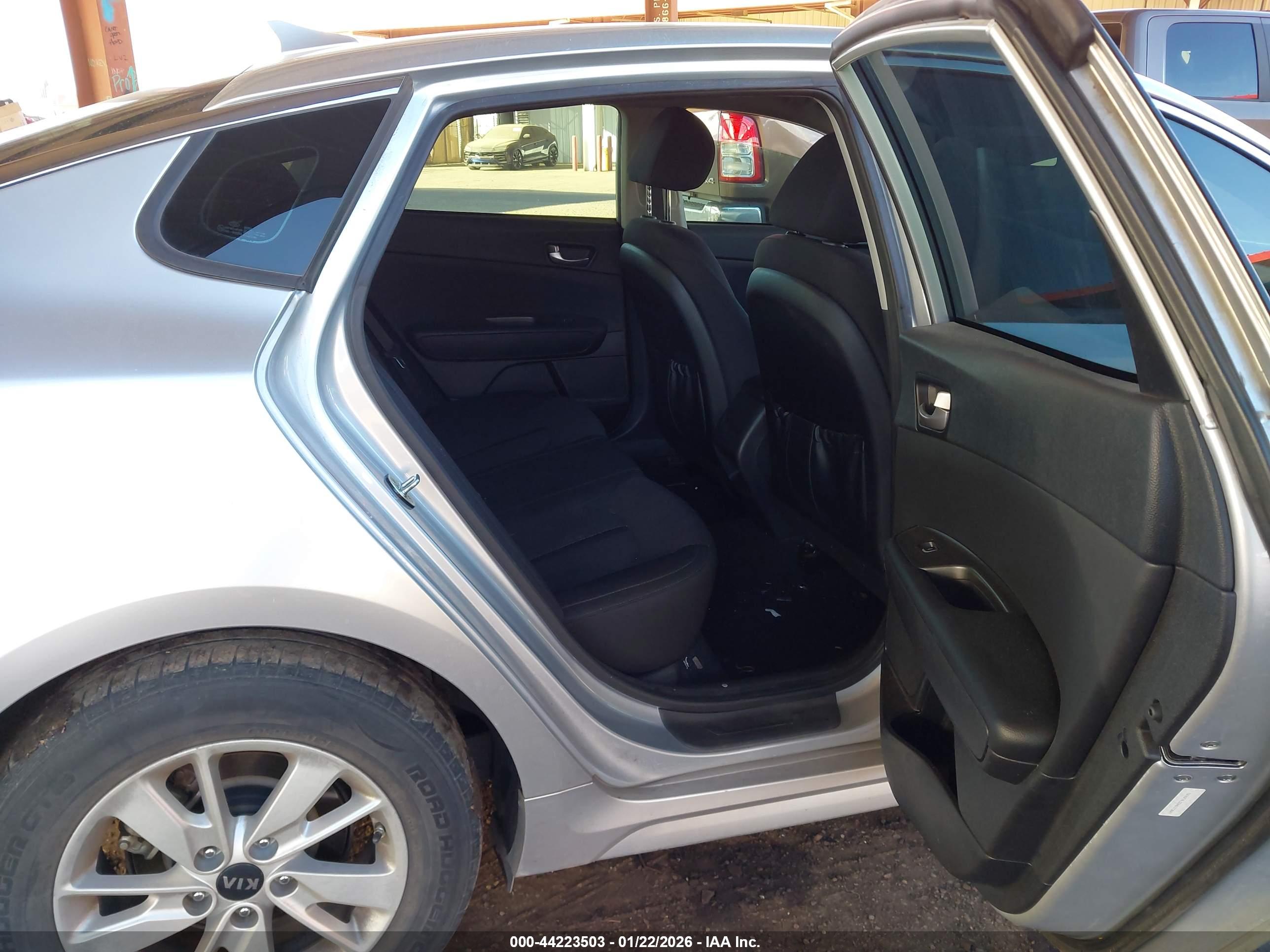 KIA OPTIMA image 8