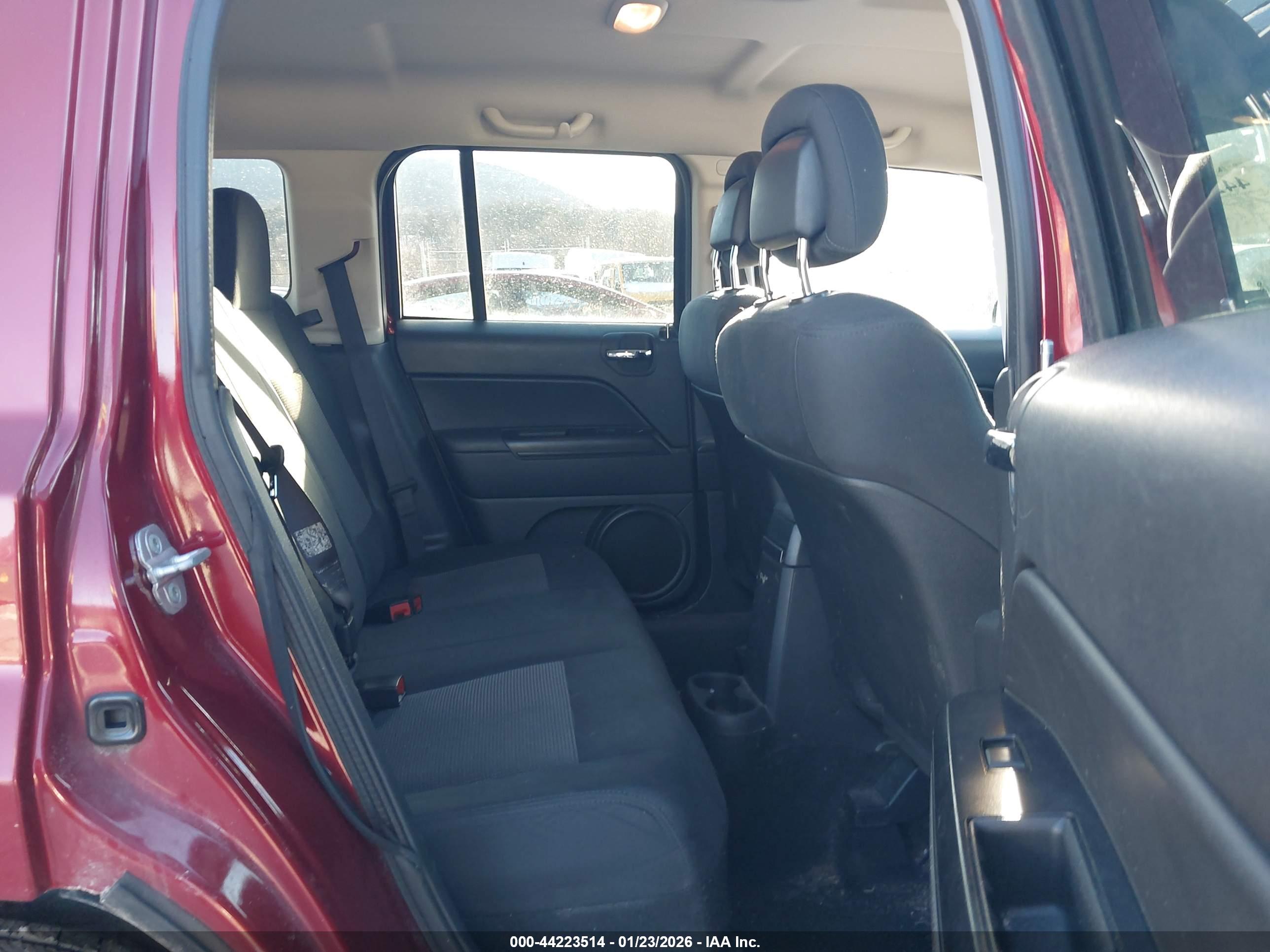 JEEP PATRIOT image 8