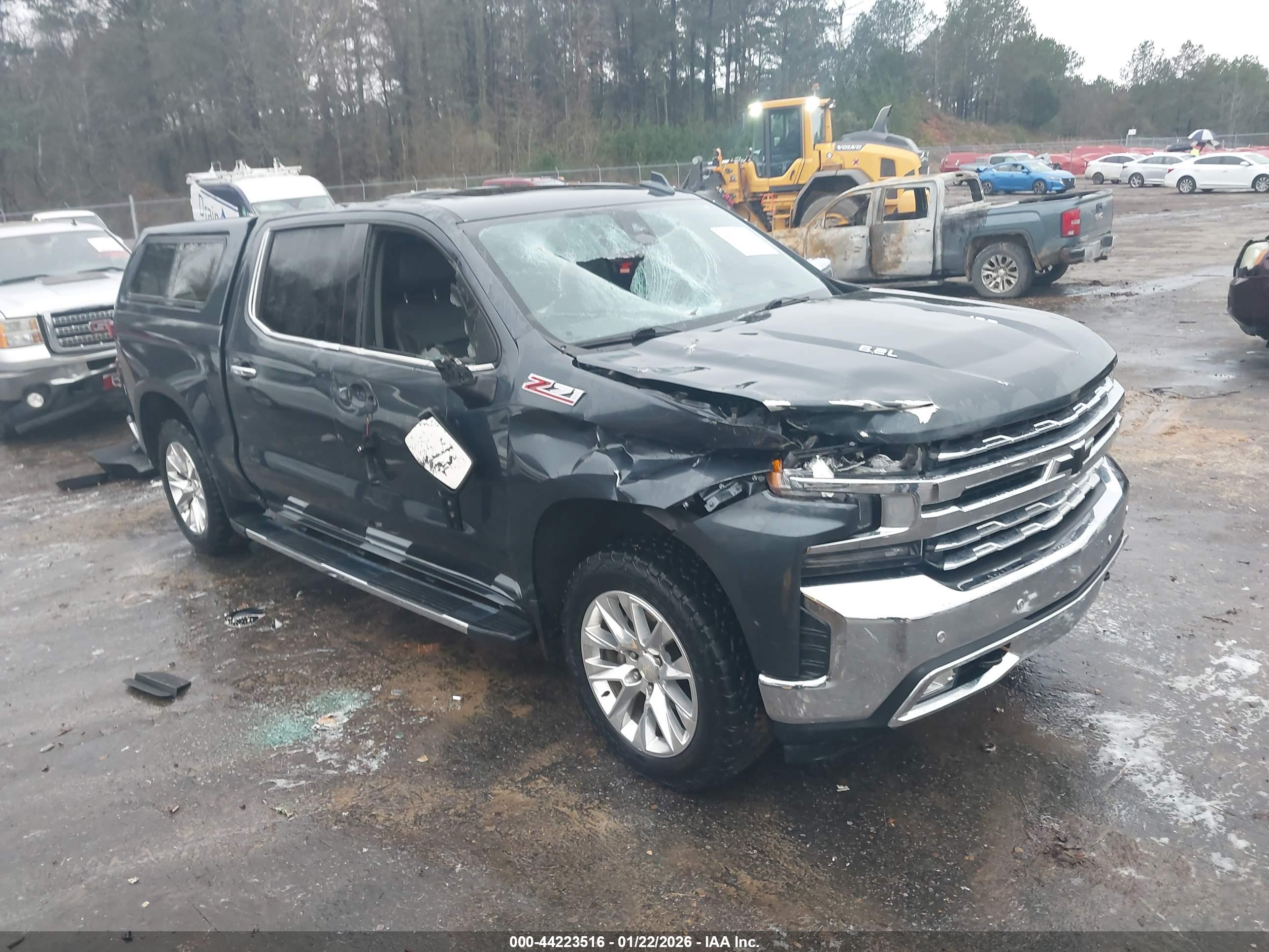 CHEVROLET SILVERADO image 6