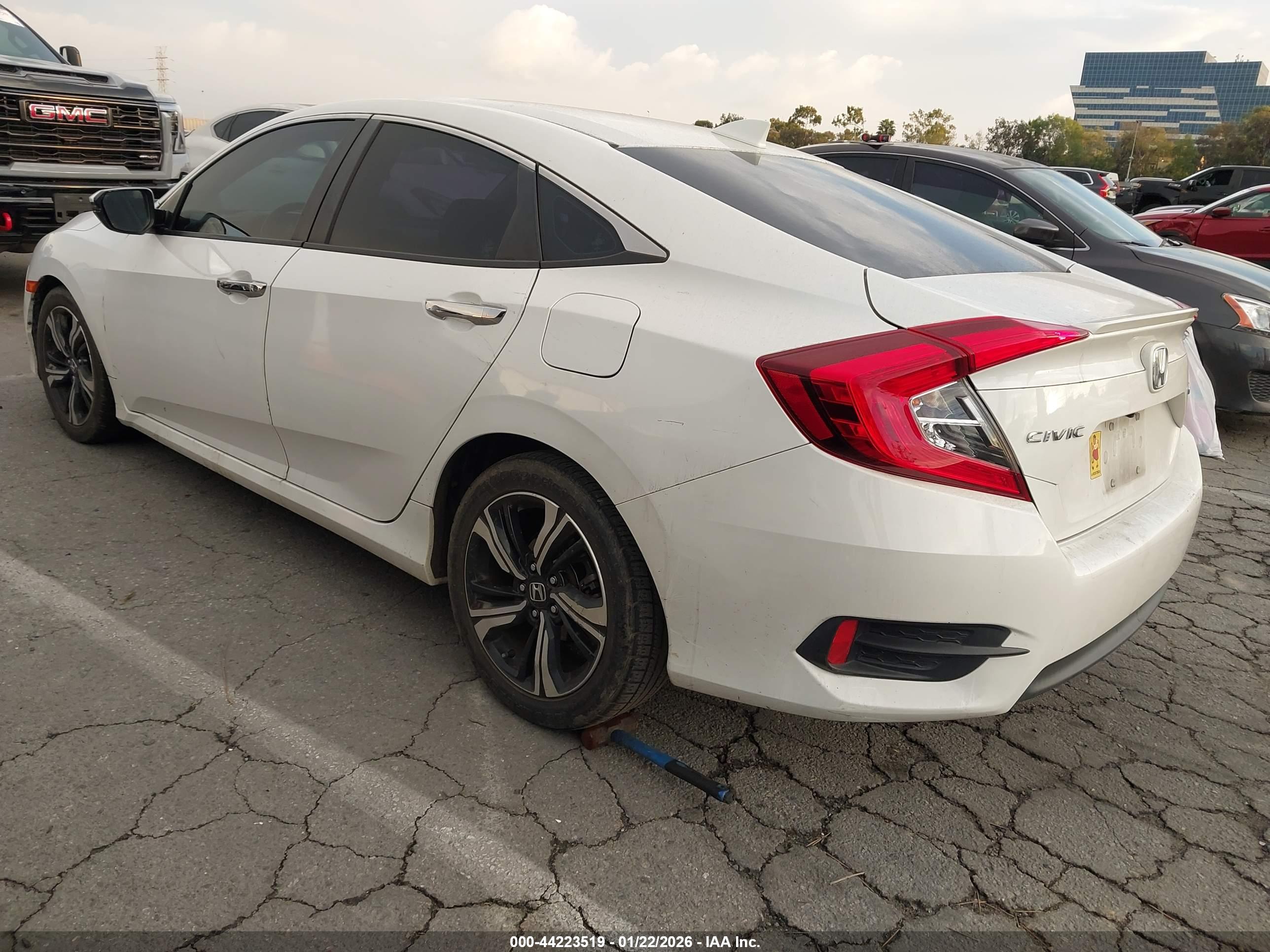 HONDA CIVIC image 3