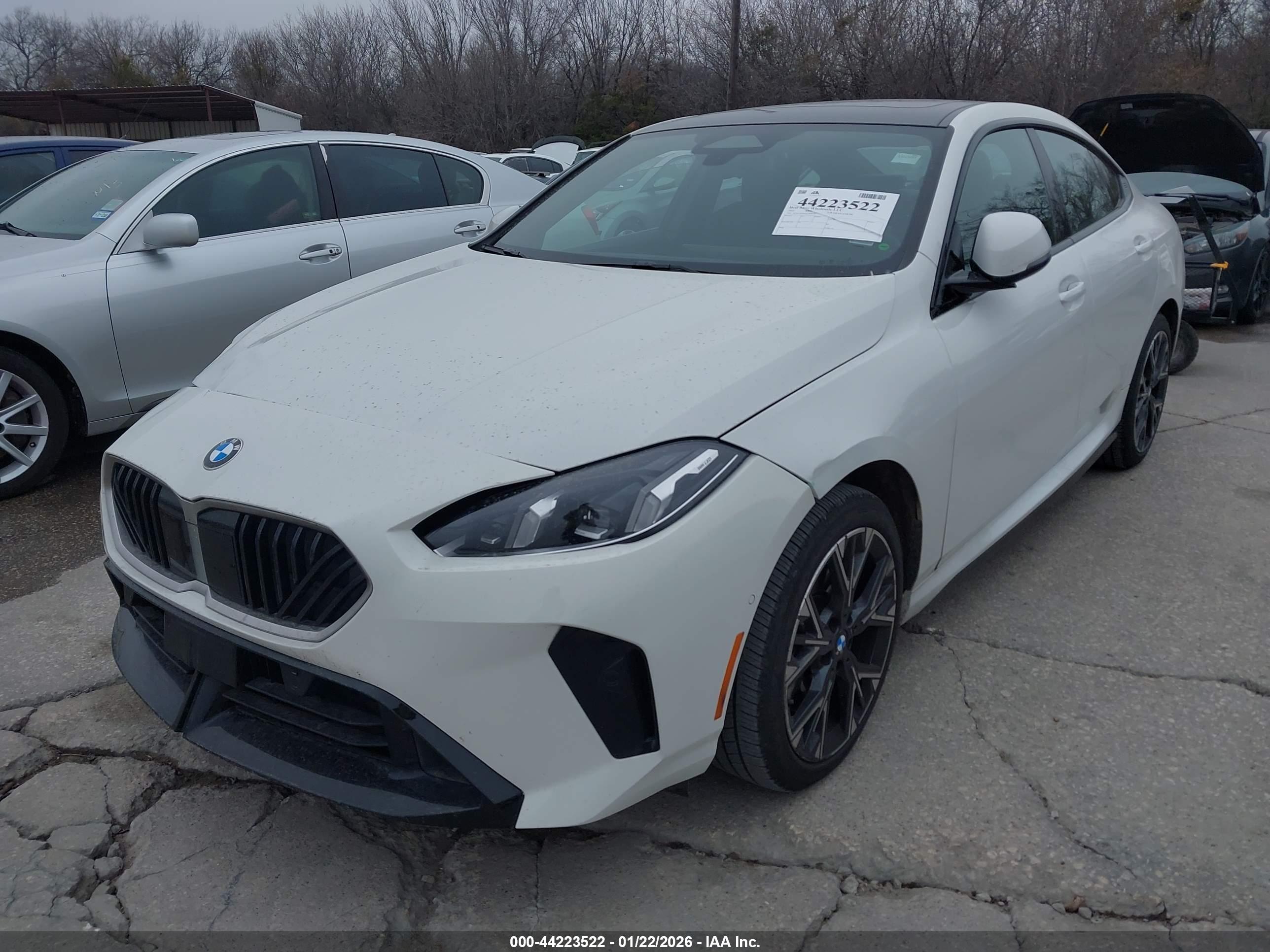 BMW 228 image 2