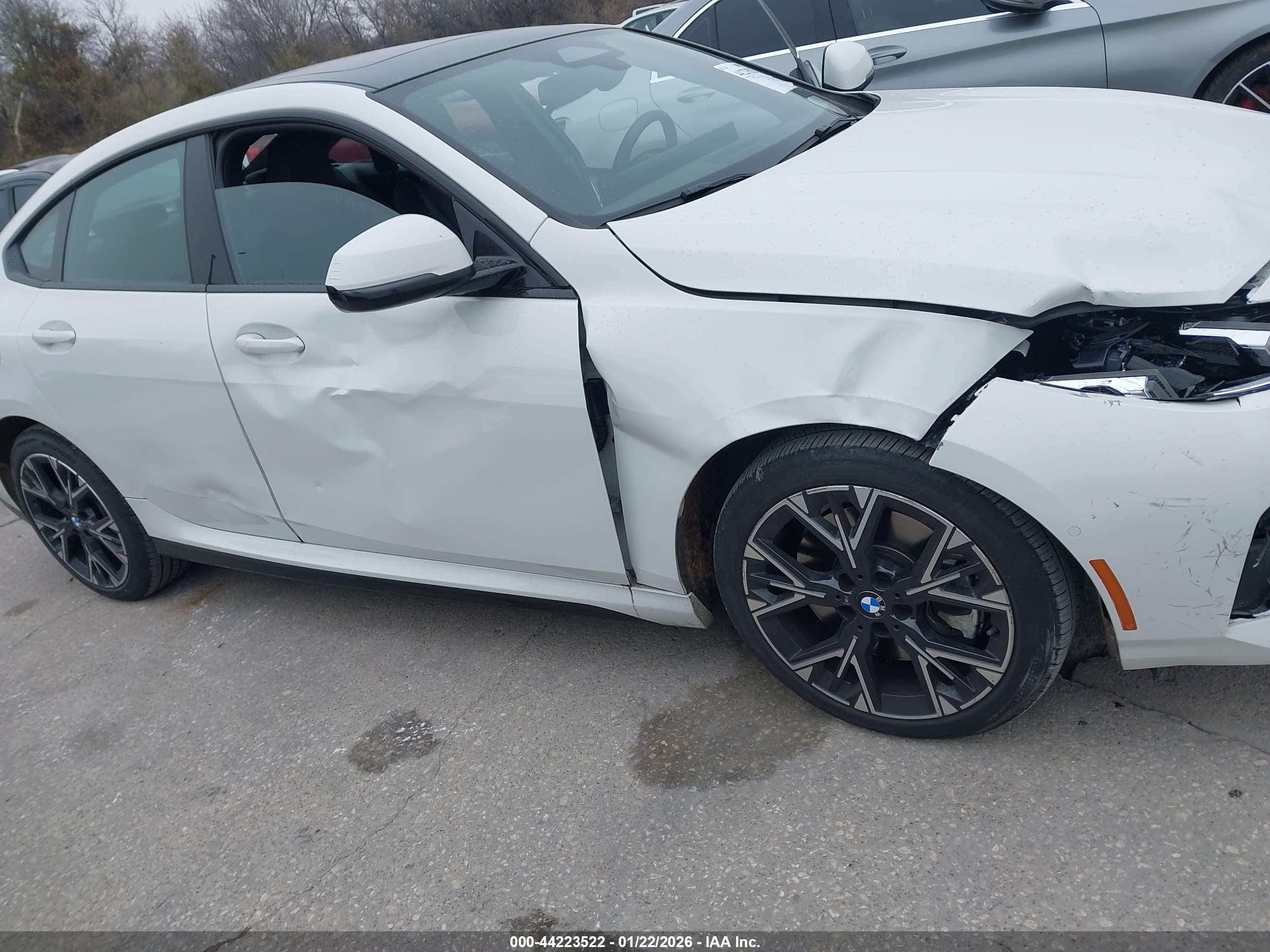 BMW 228 image 6