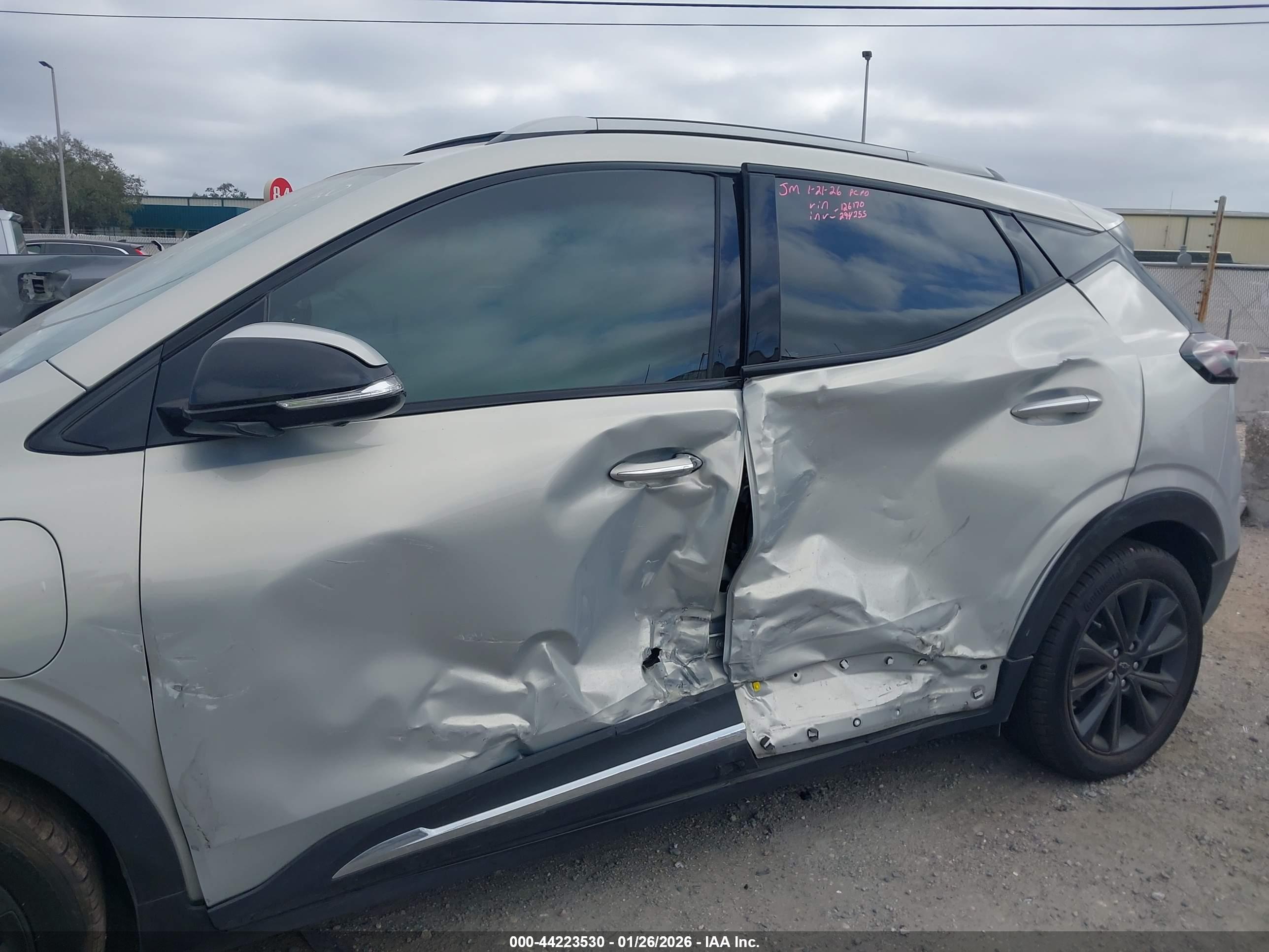 CHEVROLET BOLT image 6