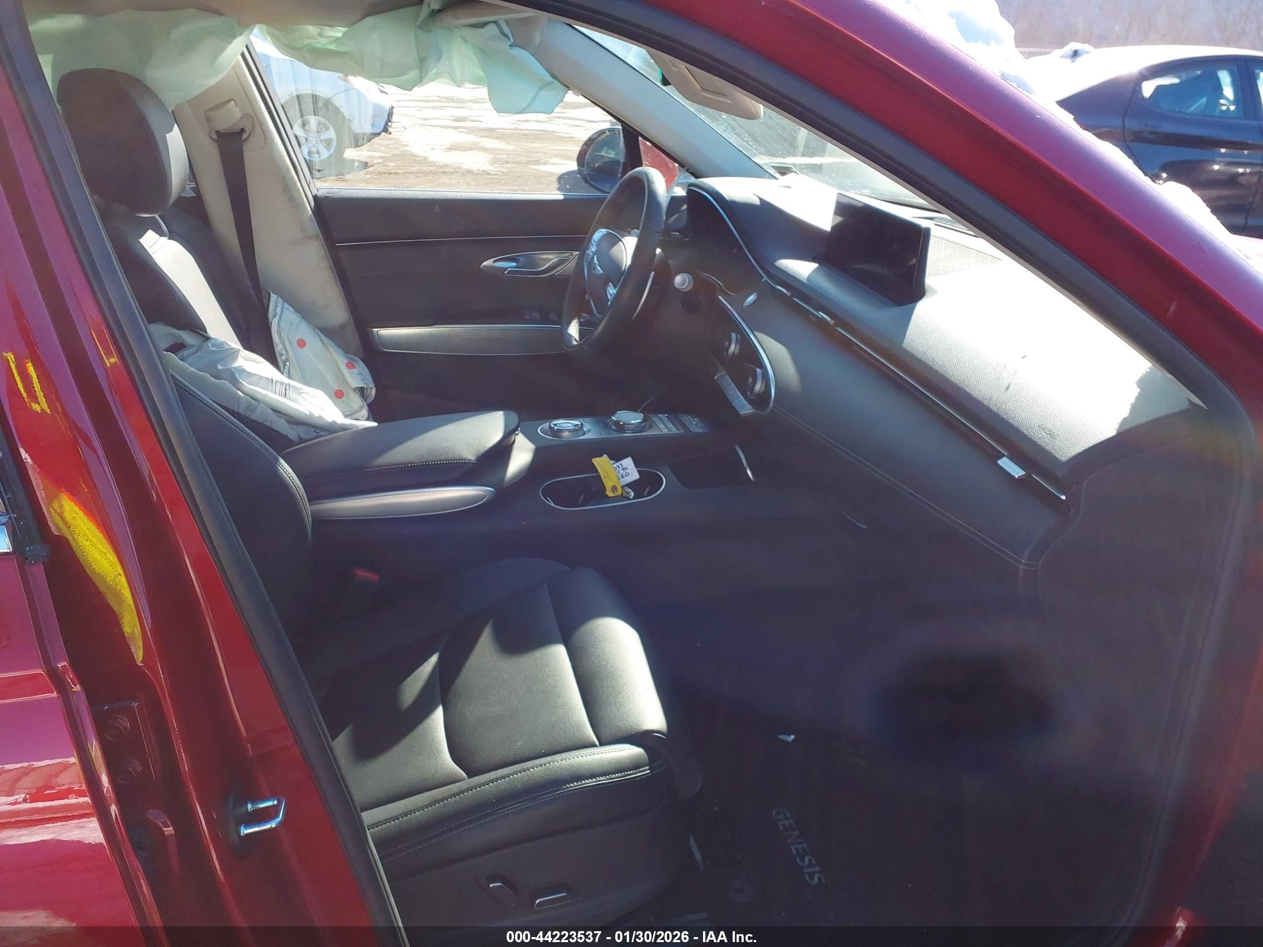 GENESIS GV70 image 5