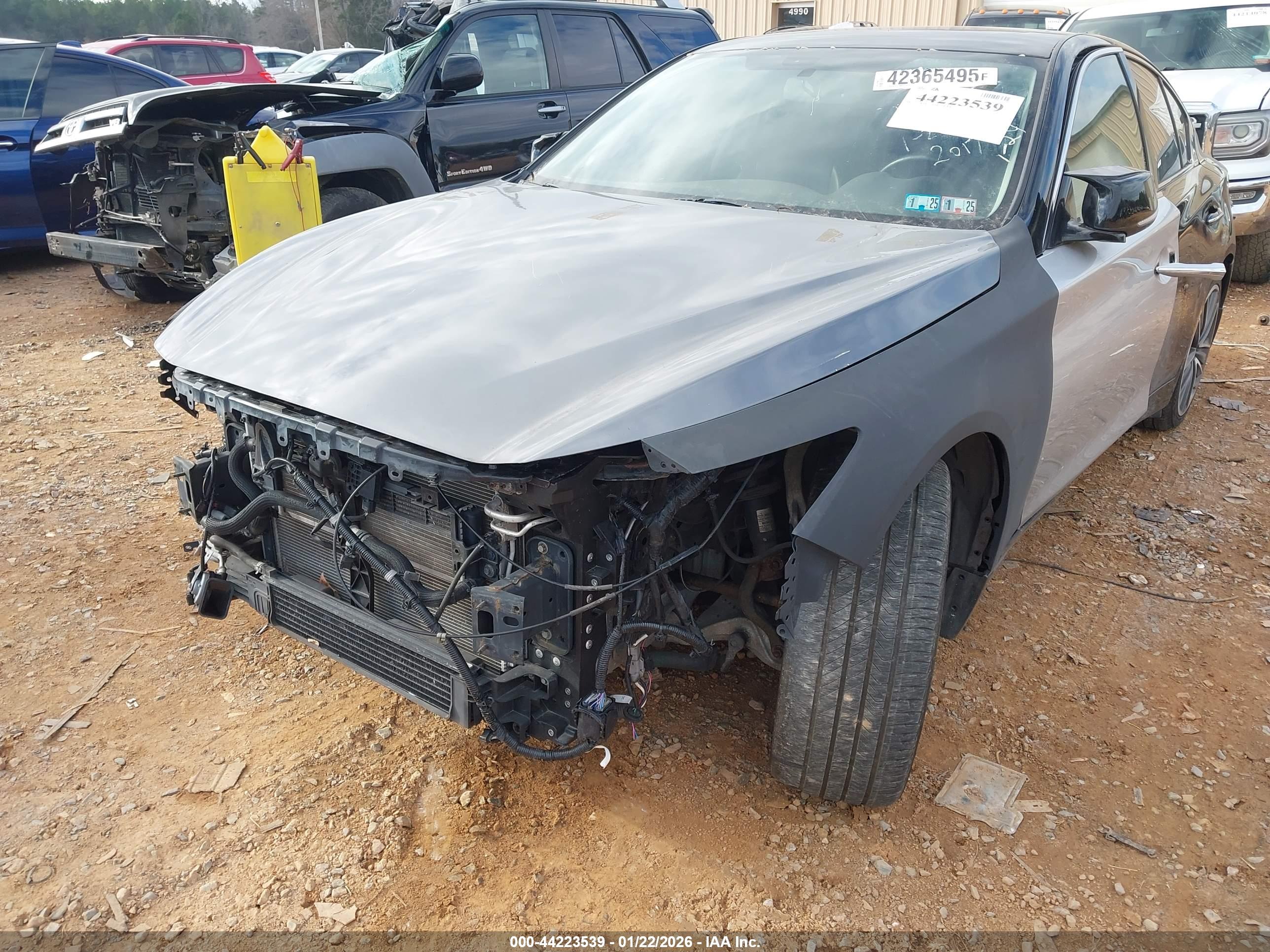 INFINITI Q50 image 6