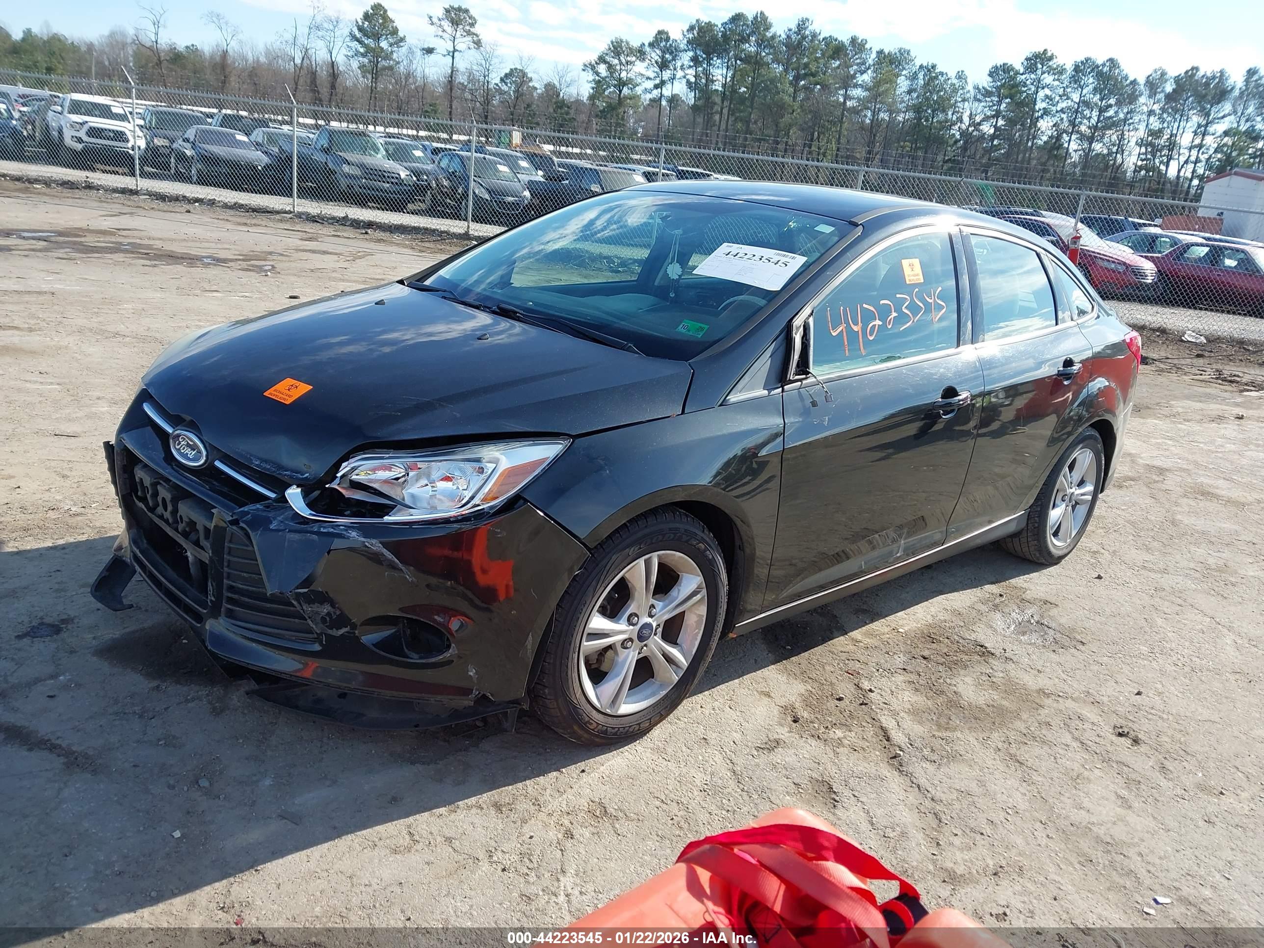 FORD FOCUS image 2