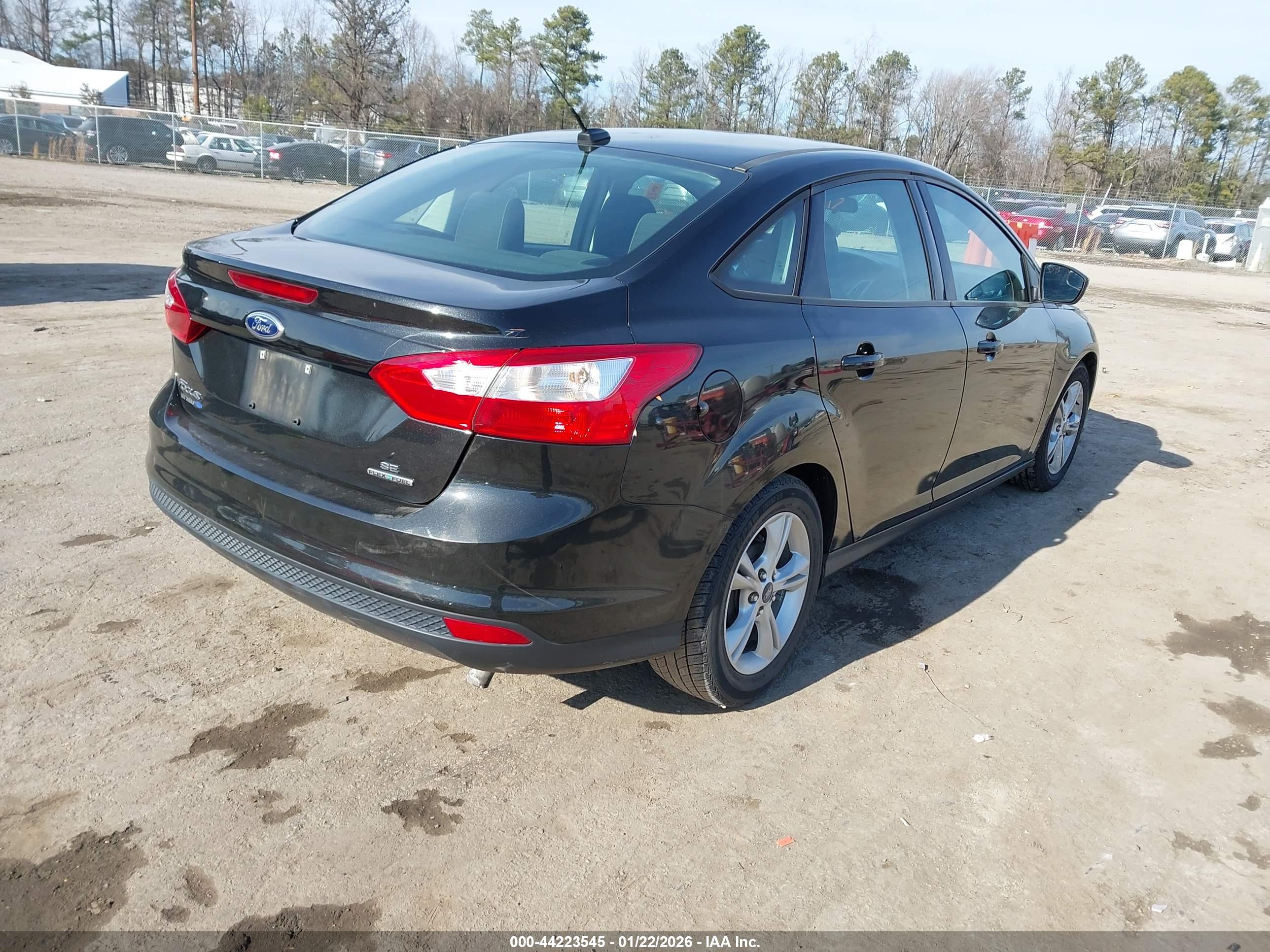 FORD FOCUS image 4