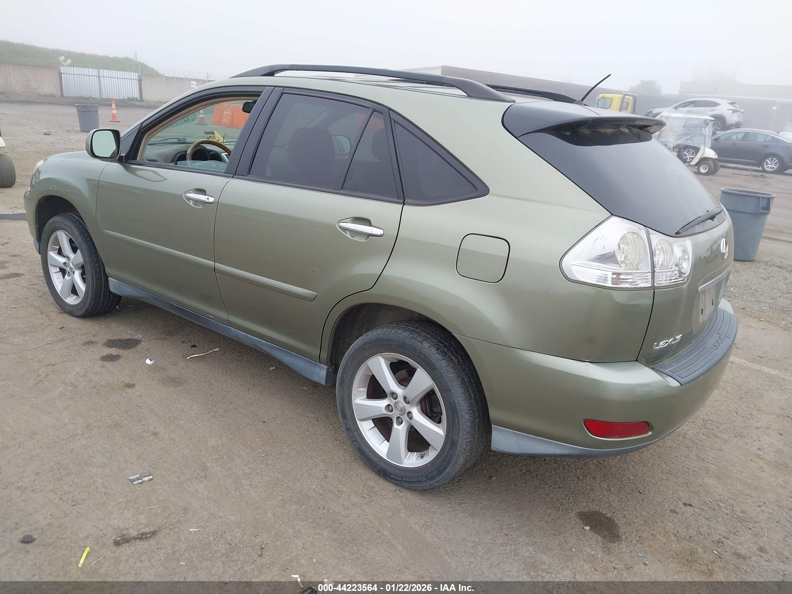 LEXUS RX image 3