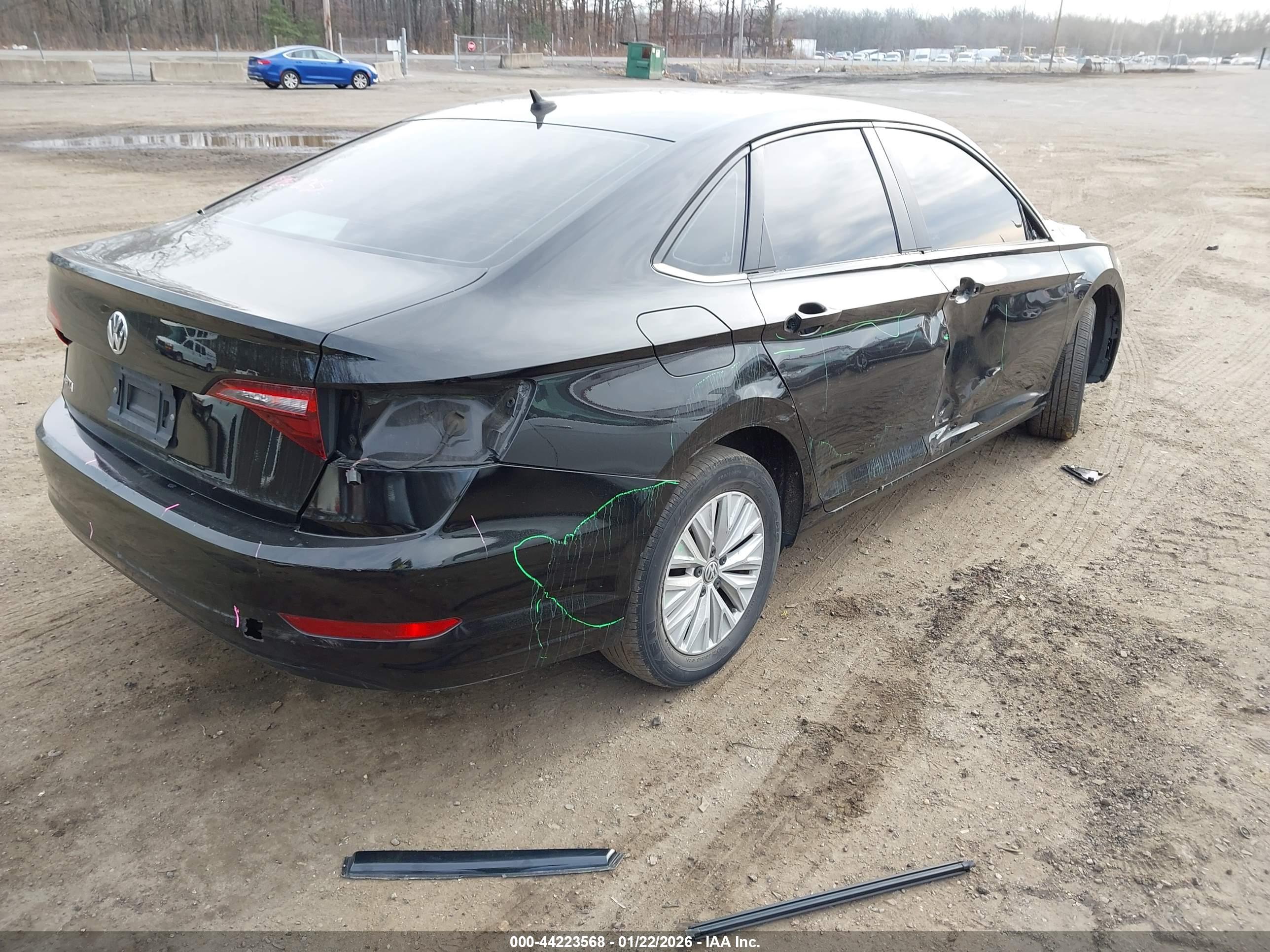 VOLKSWAGEN JETTA image 4