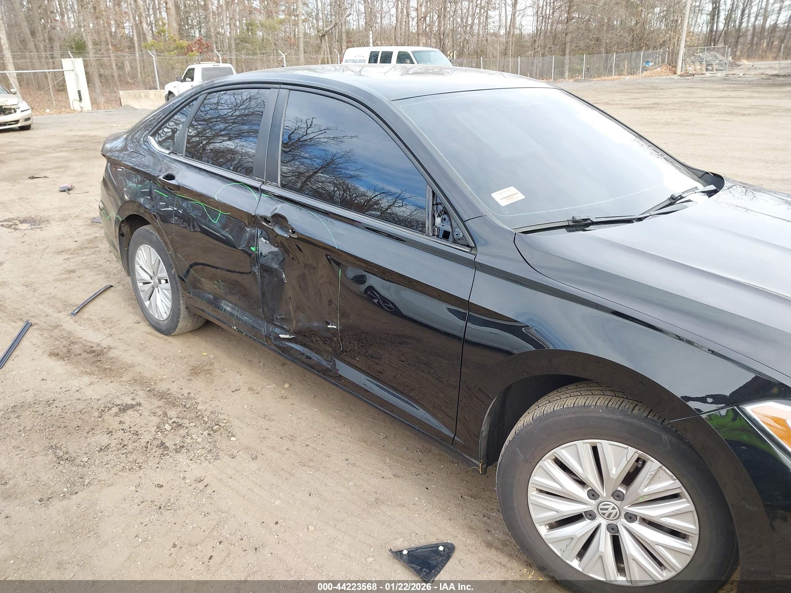 VOLKSWAGEN JETTA image 6