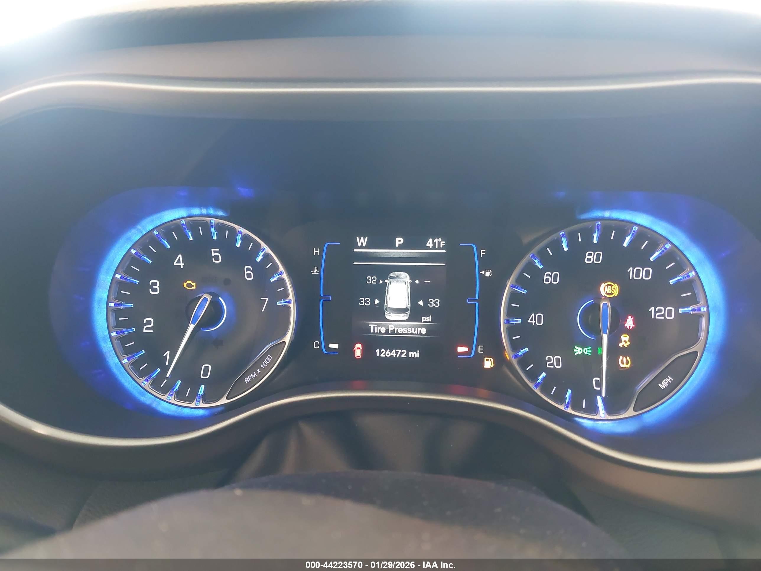 CHRYSLER PACIFICA image 7
