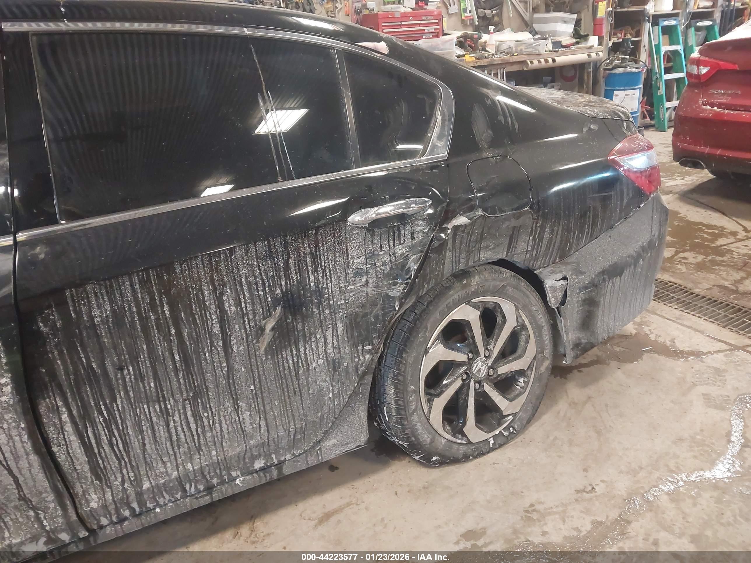 HONDA ACCORD image 6