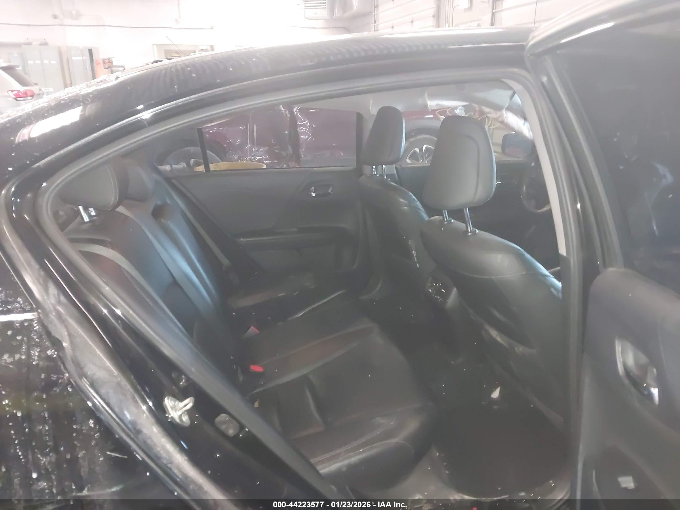 HONDA ACCORD image 8