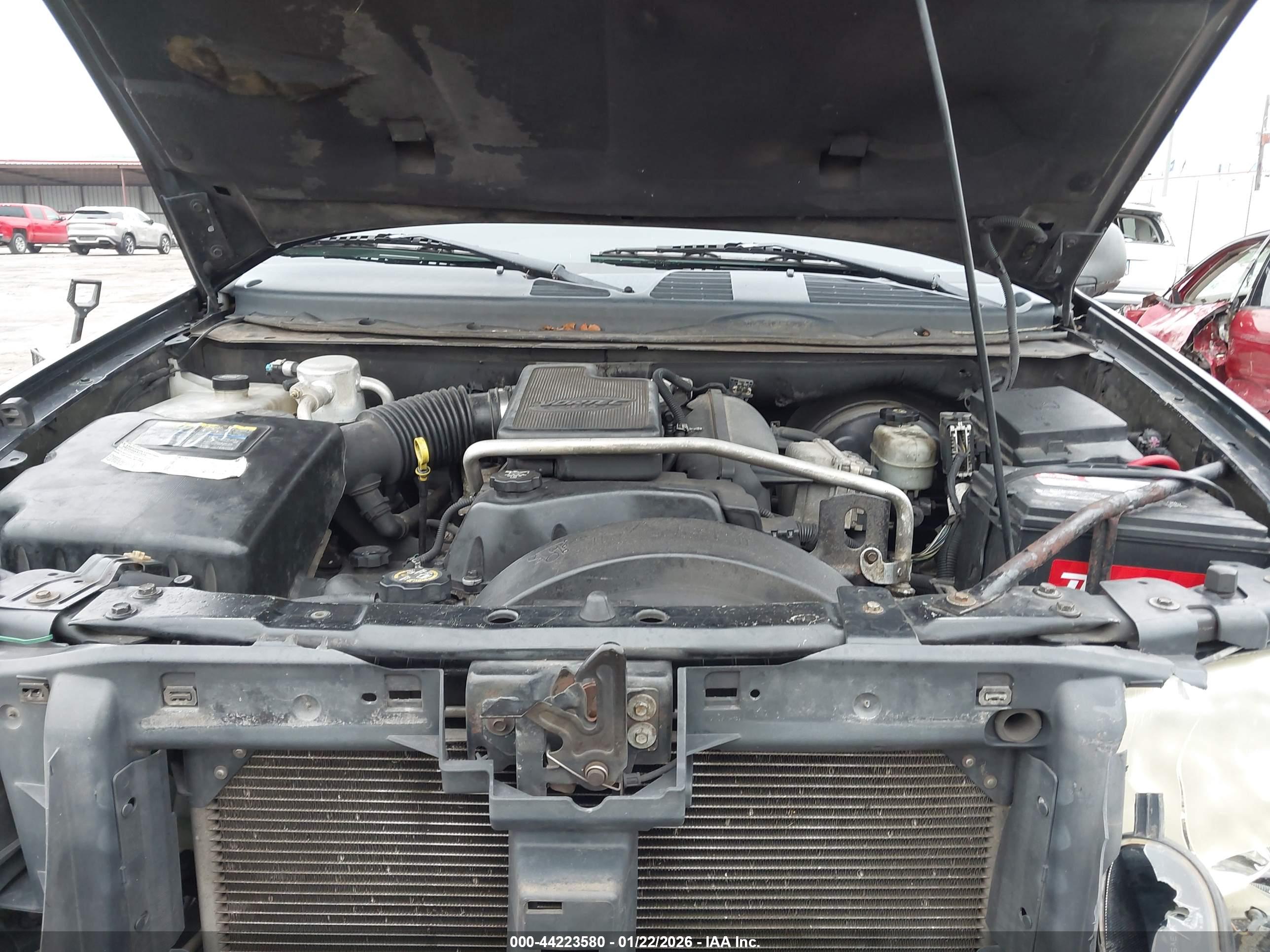 GMC ENVOY image 10
