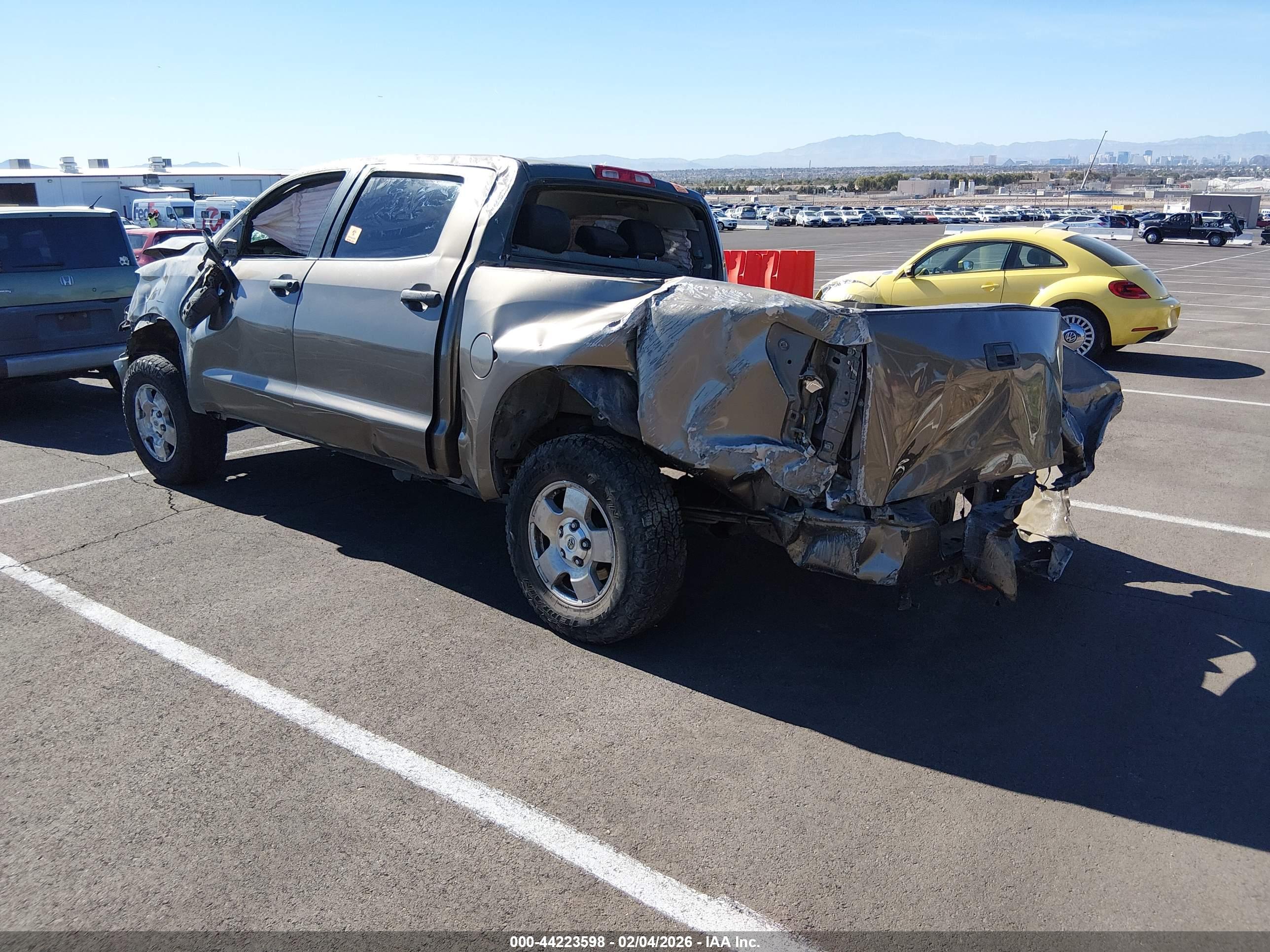 TOYOTA TUNDRA image 3