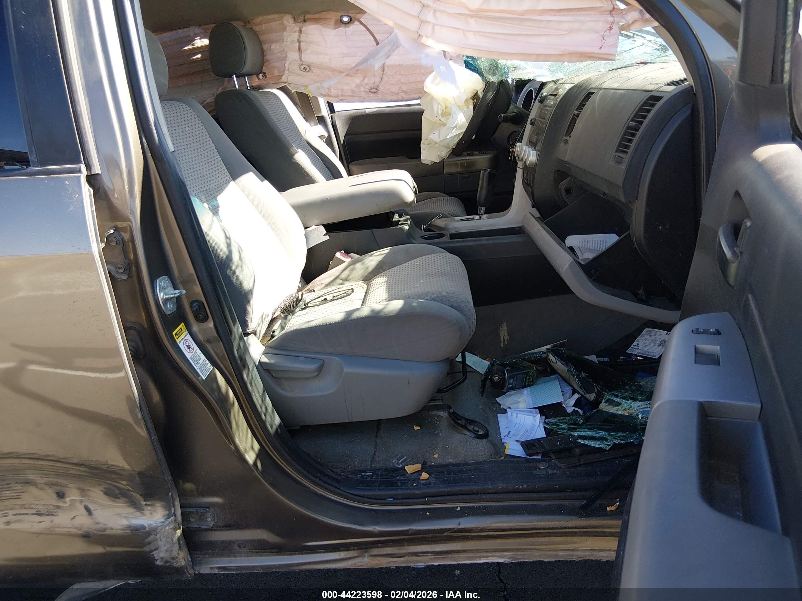 TOYOTA TUNDRA image 5