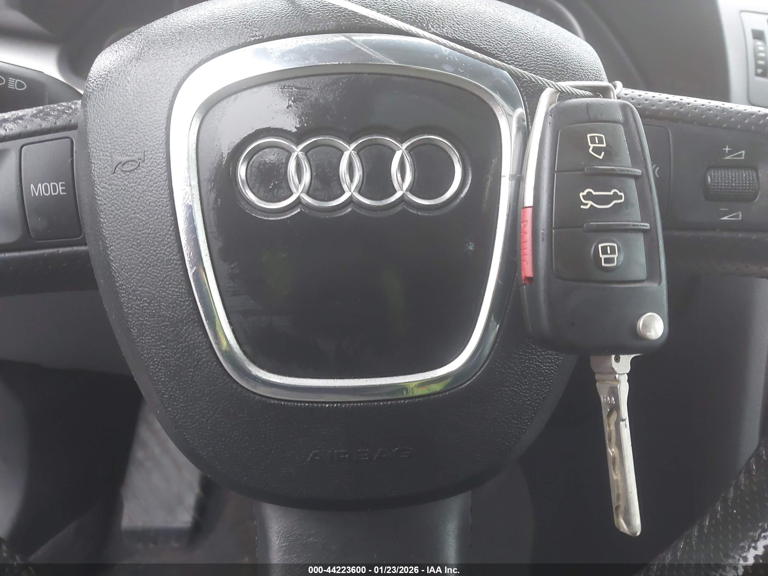 AUDI A4 image 11